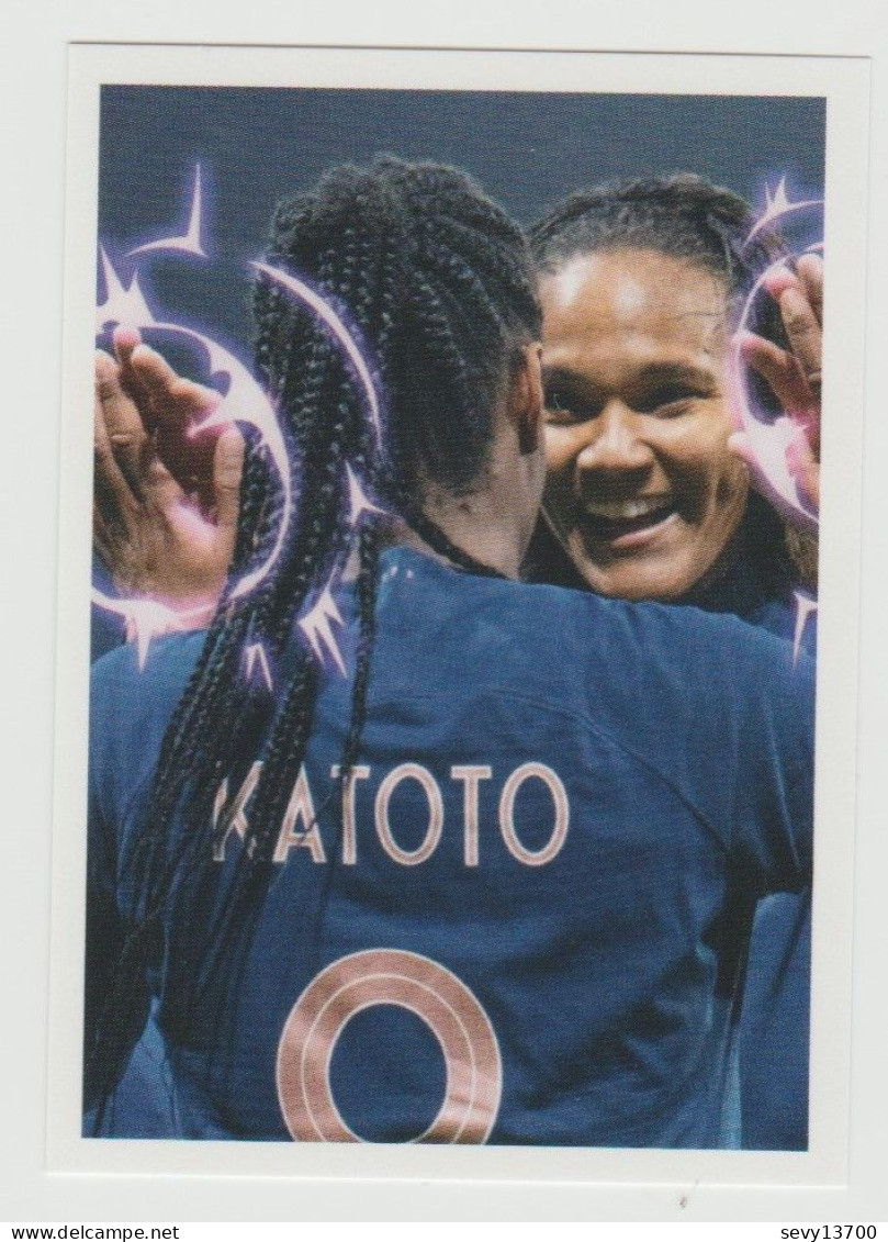 Au Plus Près Des Bleus - 5 Cartes Panini N° 73 76 77 74 80 Equipe Féminine - Intermarché 2022 - Edizione Francese