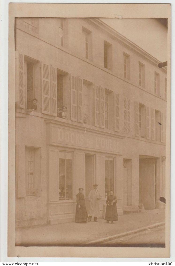 CARTE PHOTO - DOCKS DE L' OUEST - MAGASIN - EPICERIE - SIEGE A NANTES - SUCCURSALE A SITUER - 2 SCANS - - Da Identificare