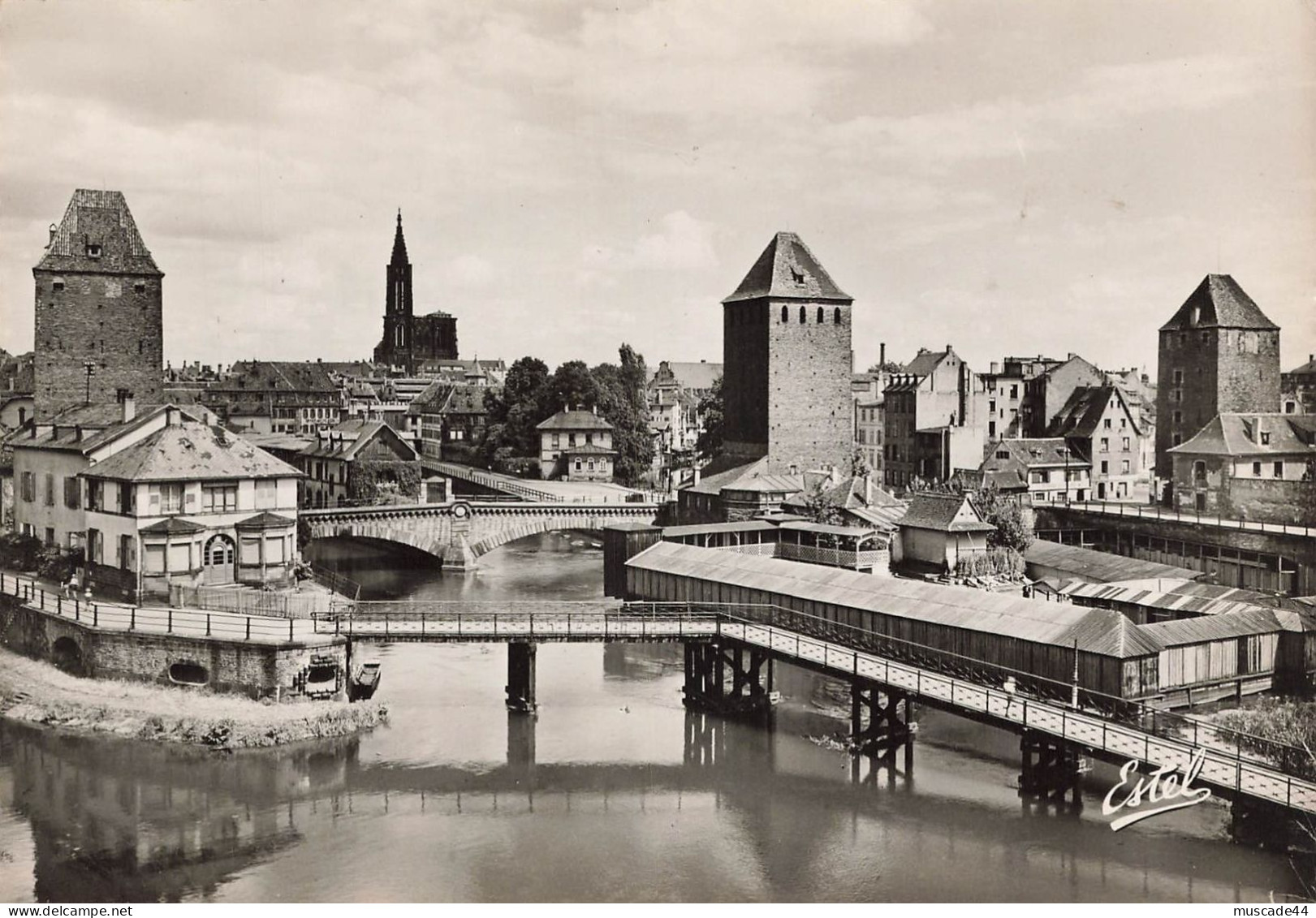 STRASBOURG - LES PONTS COUVERTS - Strasbourg