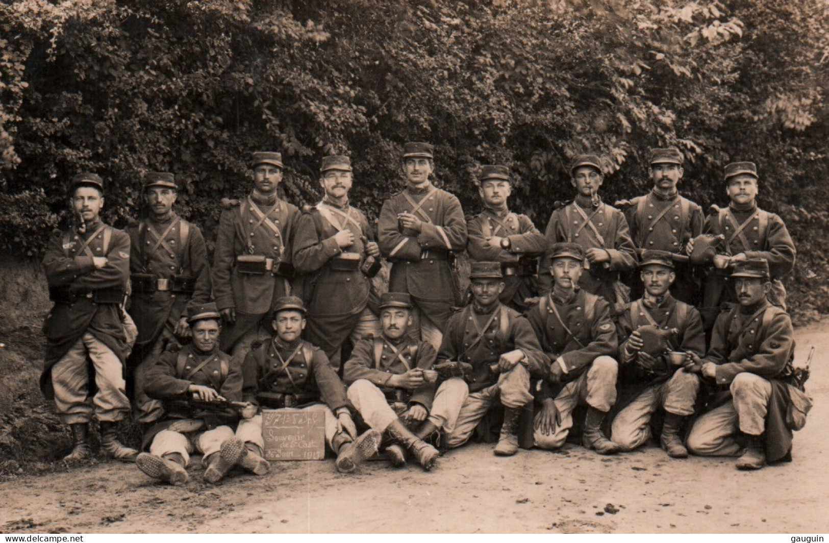 Carte-PHOTO - St CAST-le-GUILDO - Groupe De Militaires Qui Posent "71è Régt - Souvenir De St Cast Le 29 Juin 1913" ... - Saint-Cast-le-Guildo