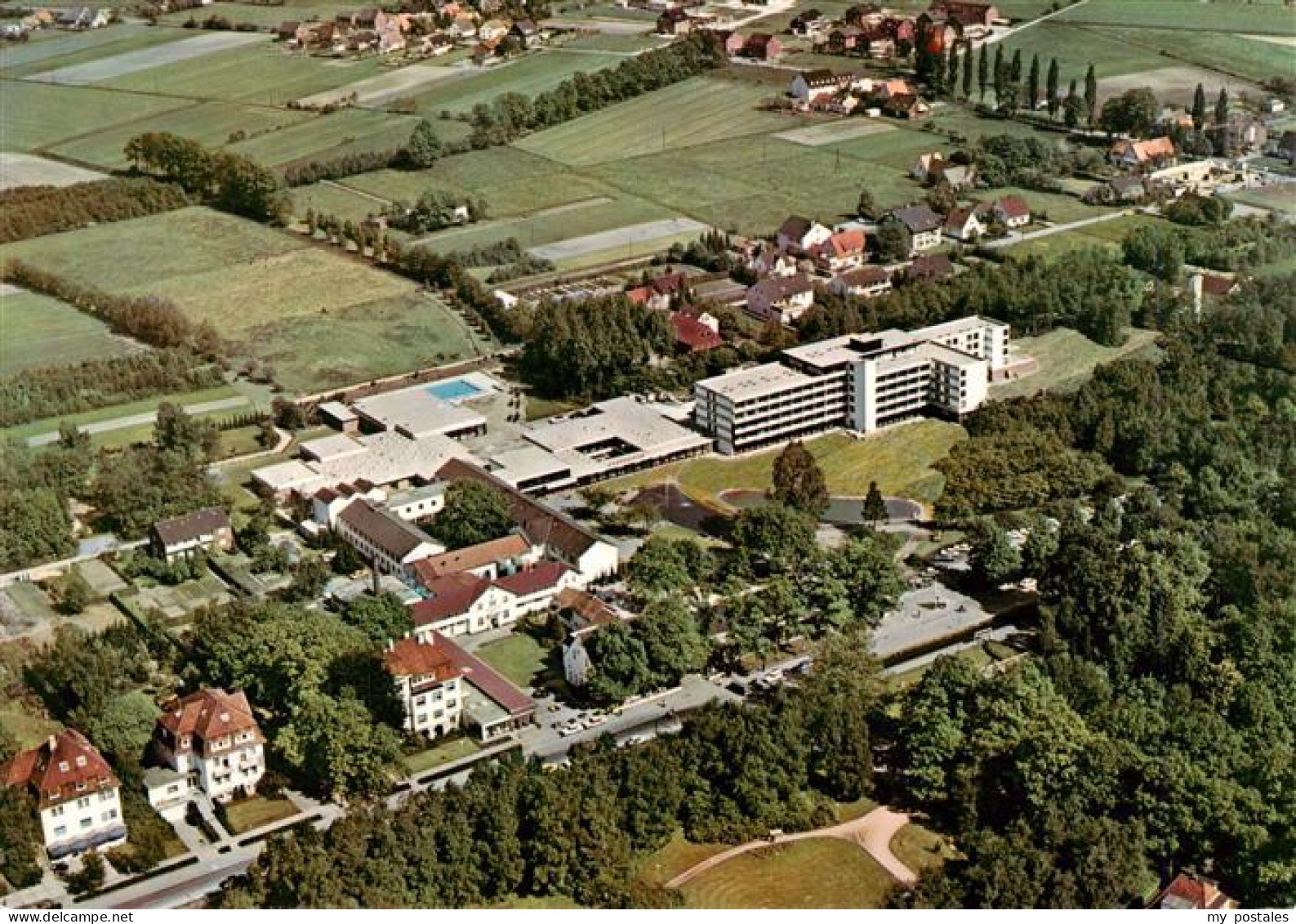 73933892 Bad_Waldliesborn Kurzentrum Und Sanatorium Fliegeraufnahme - Lippstadt