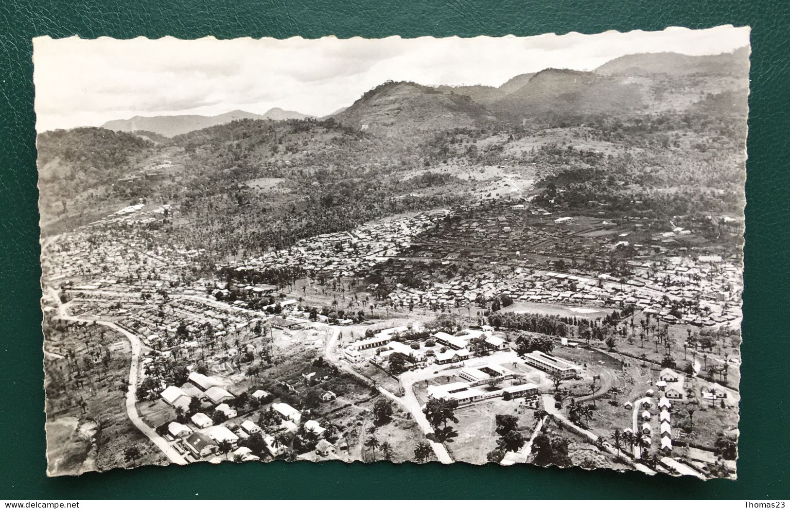 Yaoundé, Vue Aérienne, Lib "Au Messager", N° 1369 - Kameroen