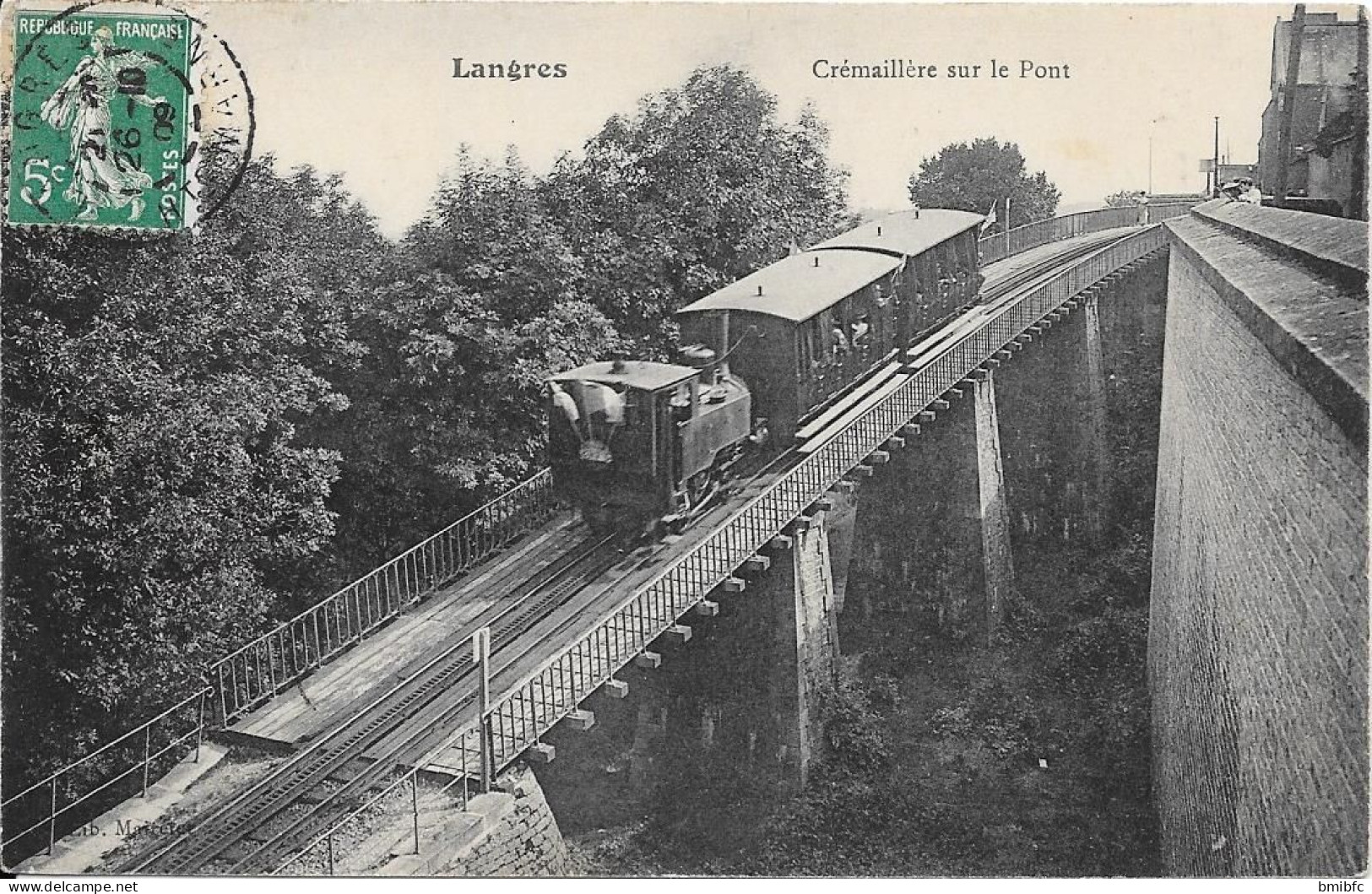 Langres - Crémaillère Sur Le Pont - Trains