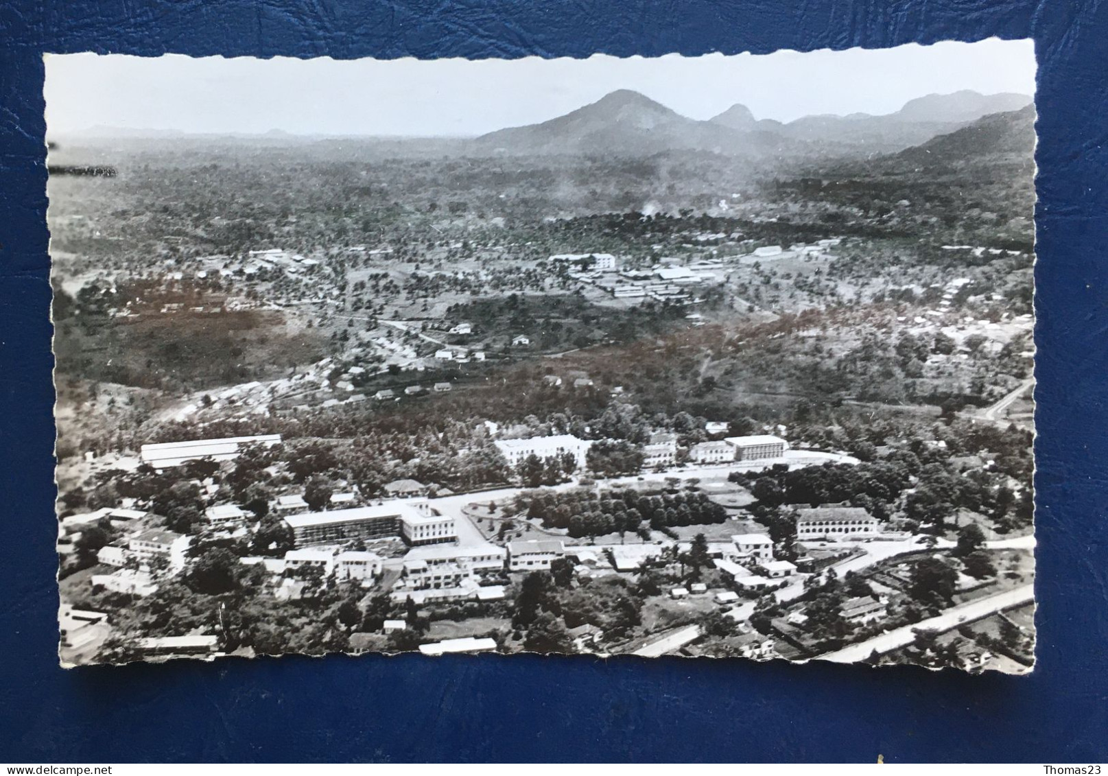 Yaoundé, Vue Aérienne, Lib "Au Messager", N° 1374 - Kameroen