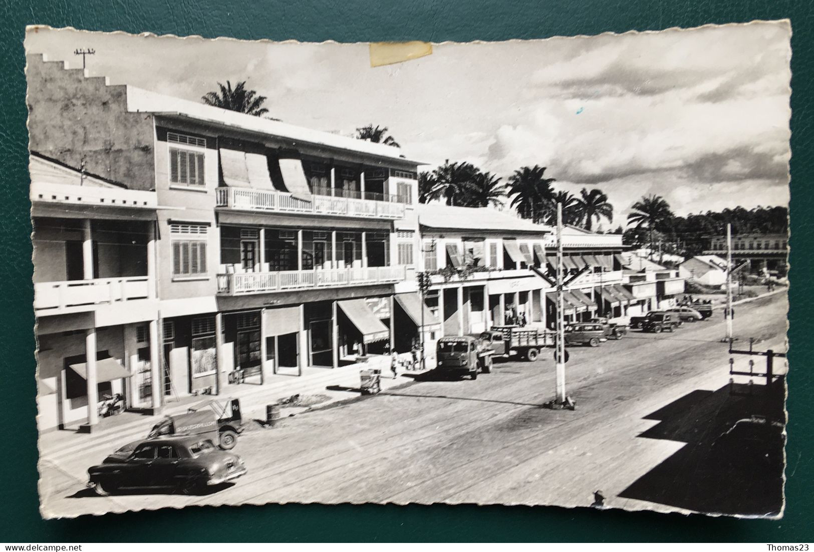 Yaoundé, Rue De L'intendance, Lib "Au Messager", N° 1384 - Camerún