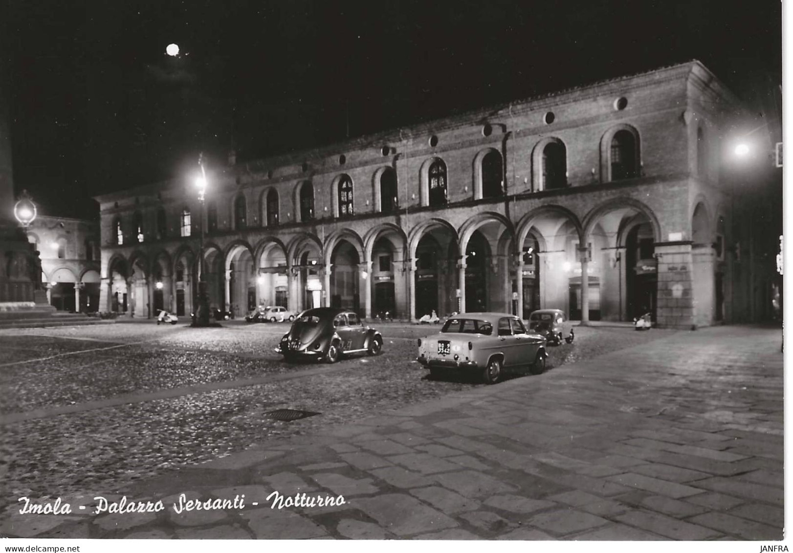 IMOLA - PIAZZA SERSANTI - NOTTURNO - Imola