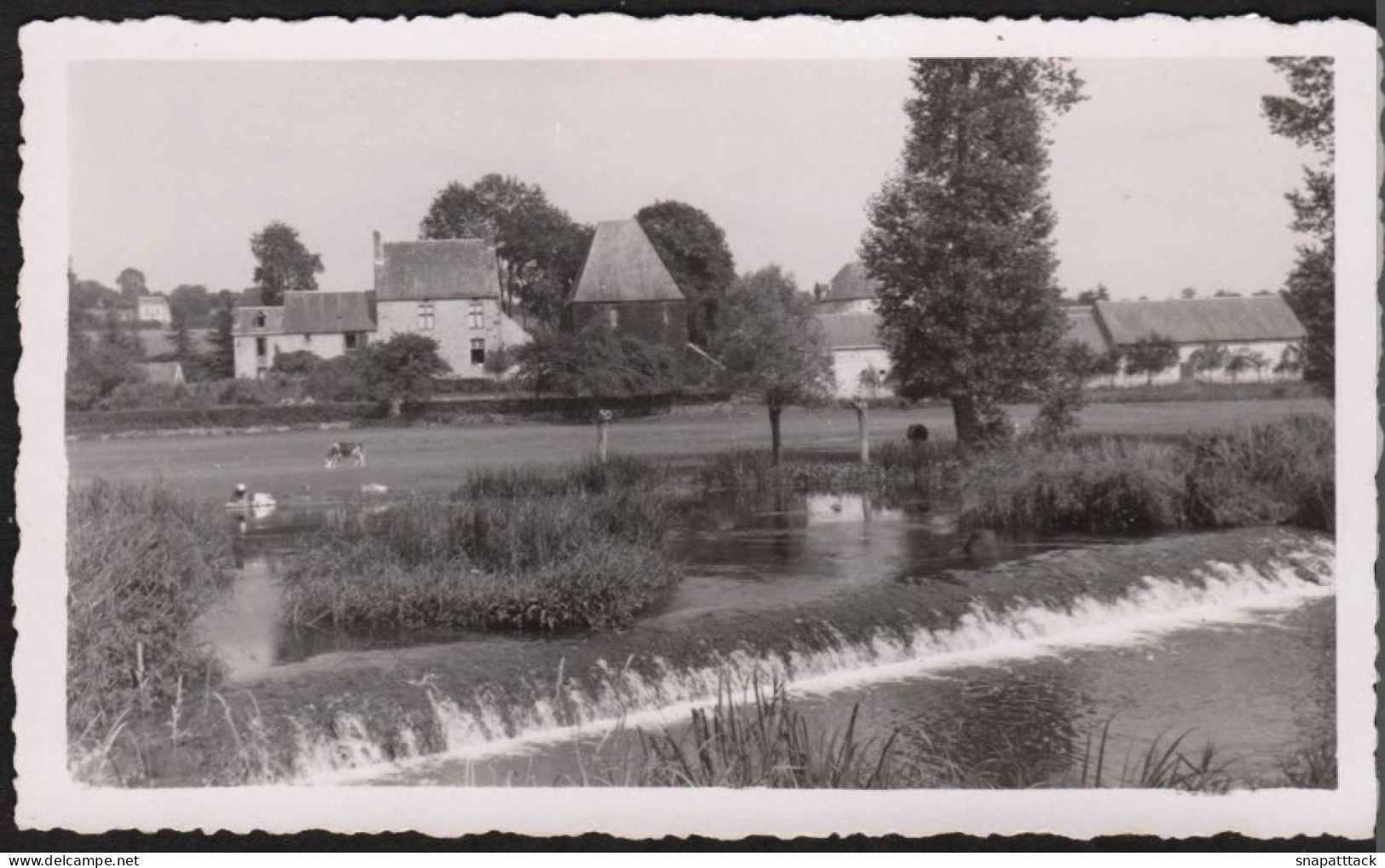 Jolie Photographie Amateur D'une Vue De SAINT LEONARD DES BOIS, Sarthe, Alpes Mancelles, 11,3 X 6,8 Cm - Places