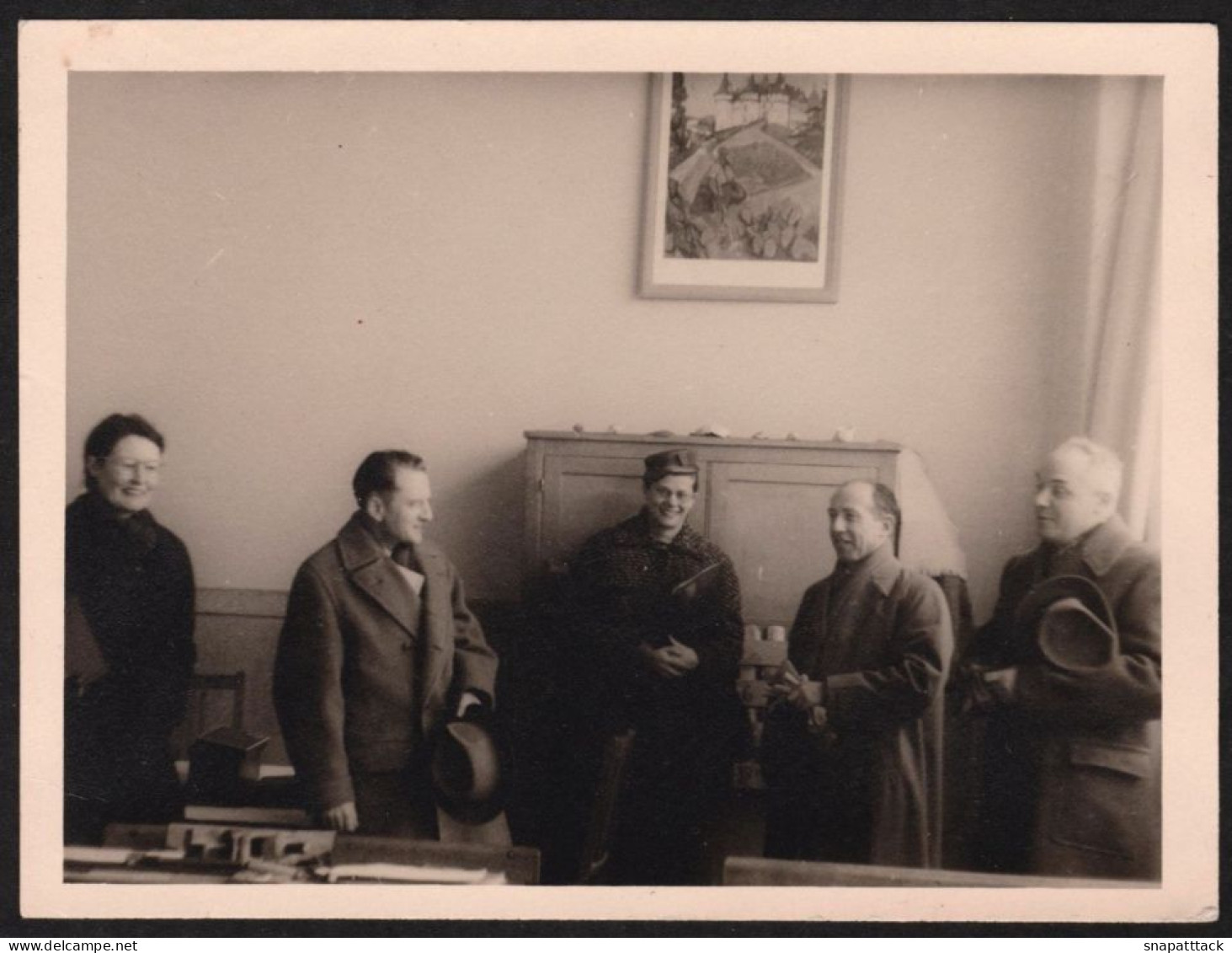 Photo à L'ECOLE EUGENE VARLIN De PIERREFITTE SUR SEINE, Mars 1955, Madame L'inspectrice, 12x9 Cm - Places