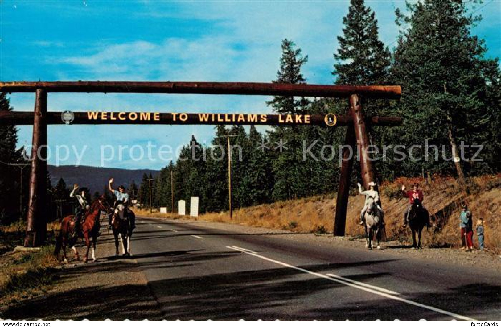 73131756 Williams Lake Timber Archway Horse Riding Williams Lake - Non Classificati