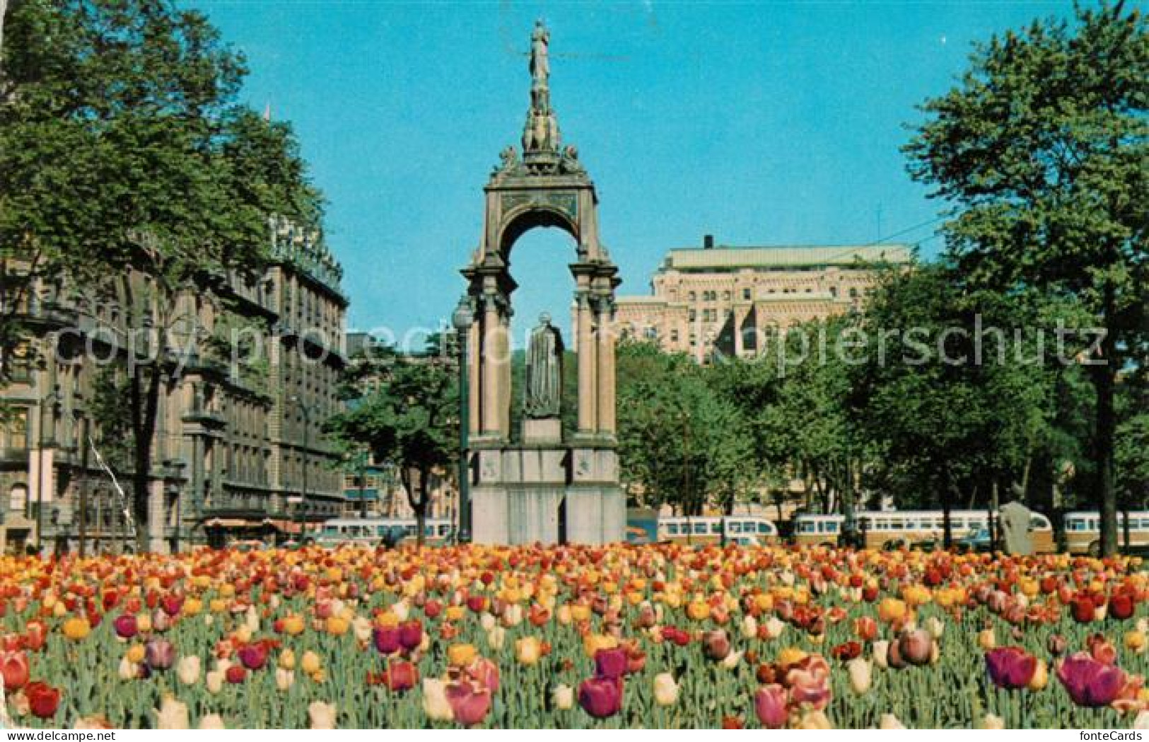 73127879 Montreal Quebec Boer War Monument Tulpen Dominian Square  Montreal Queb - Non Classés