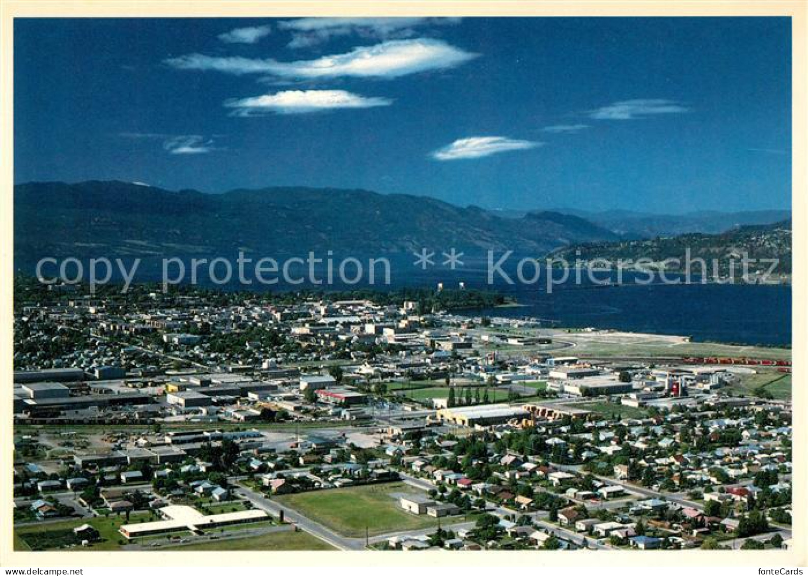 73126540 Kelowna Aerial View Kelowna - Zonder Classificatie