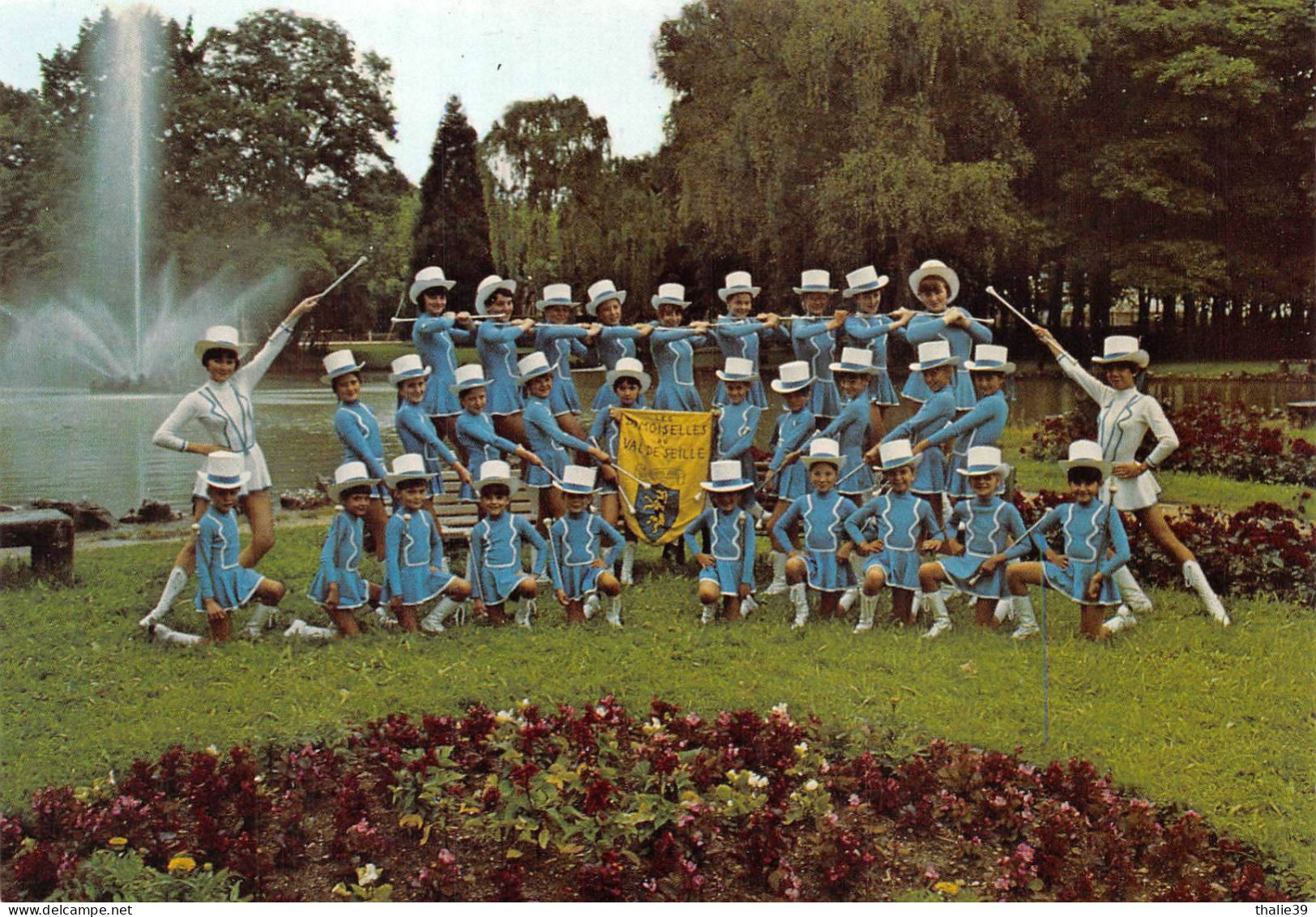 Bletterans Majorettes Au Parc De Lons Le Saunier - Autres & Non Classés