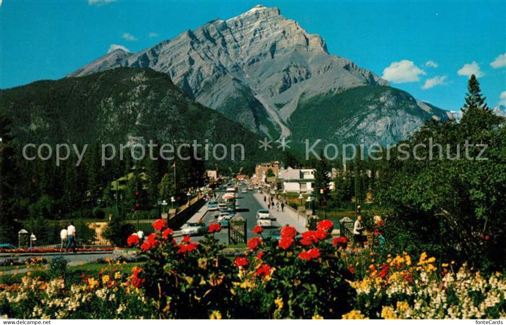 73080418 Banff Canada Main Street And Cscade Mountain As Seen From National Park - Unclassified