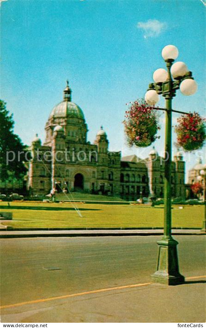73060695 Victoria British Columbia Parliament Building And Hanging Baskets Victo - Unclassified
