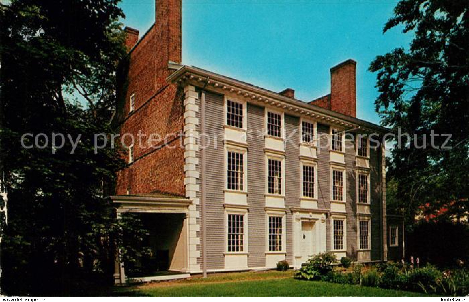 73059119 Medford_Massachusetts Royal House - Sonstige & Ohne Zuordnung