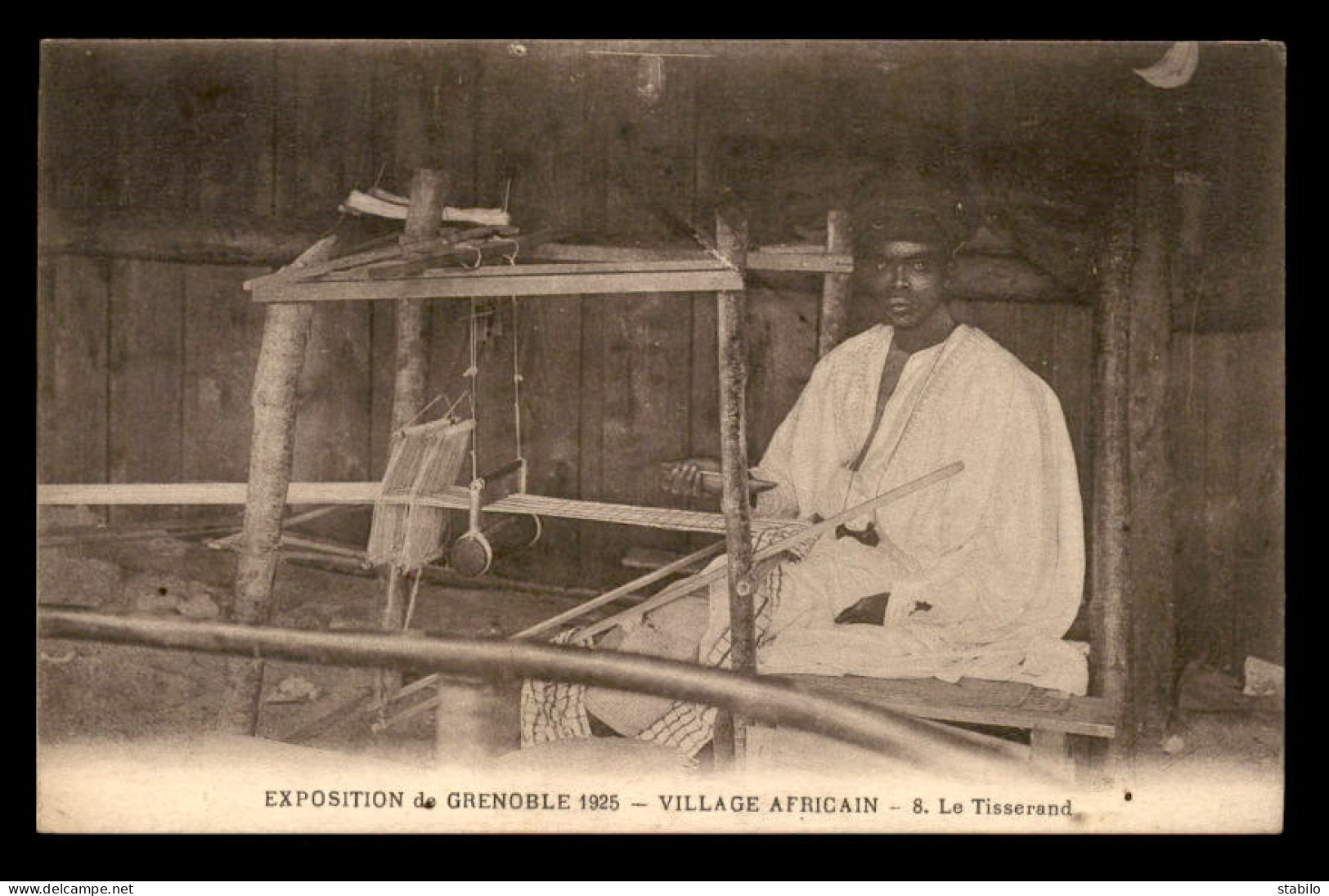 38 - GRENOBLE - EXPOSITION DE 1925 - VILLAGE AFRICAIN - LE TISSERAND - Grenoble