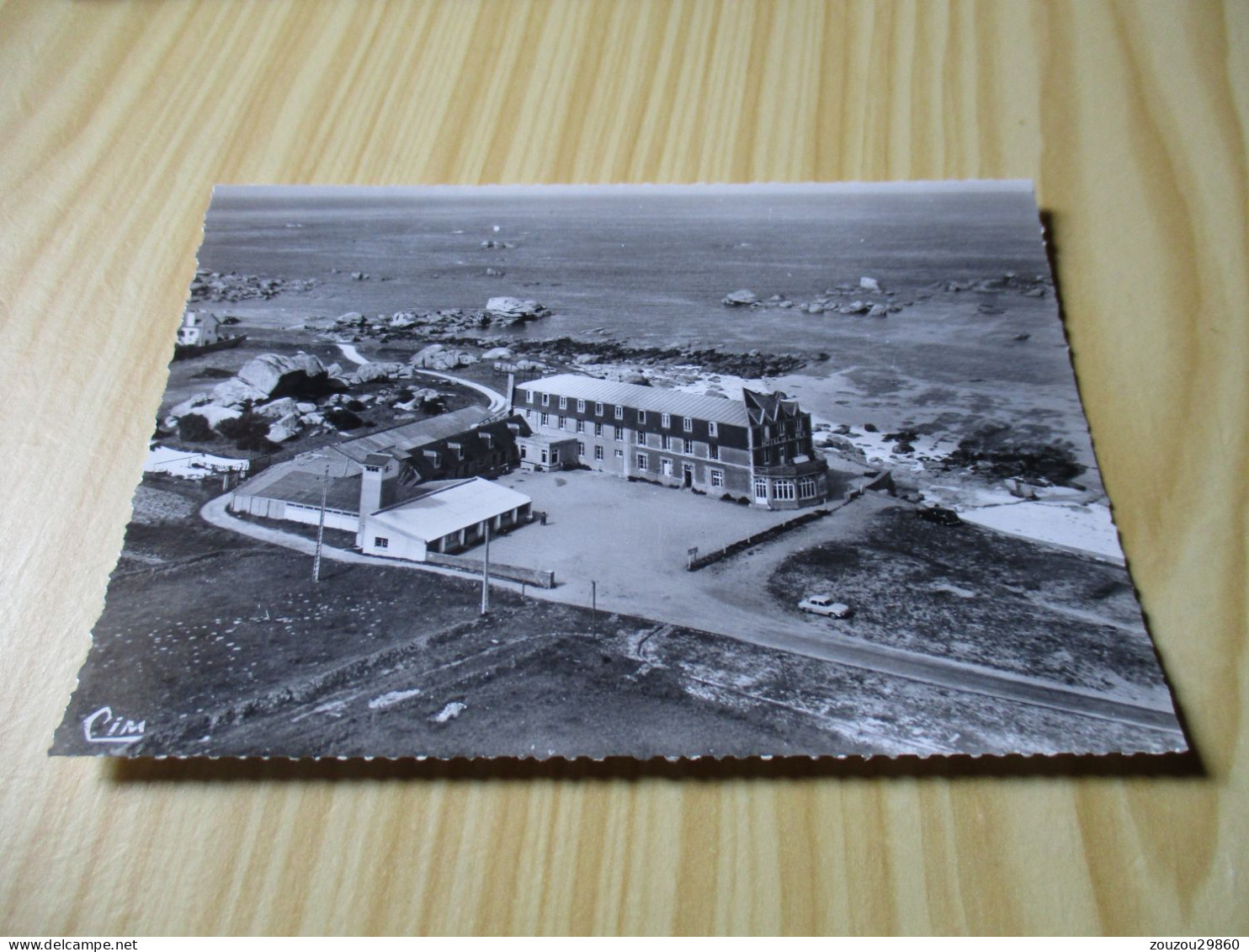 Brignogan (29).Vue Aérienne - L'Hôtel De La Mer Et La Côte. - Brignogan-Plage