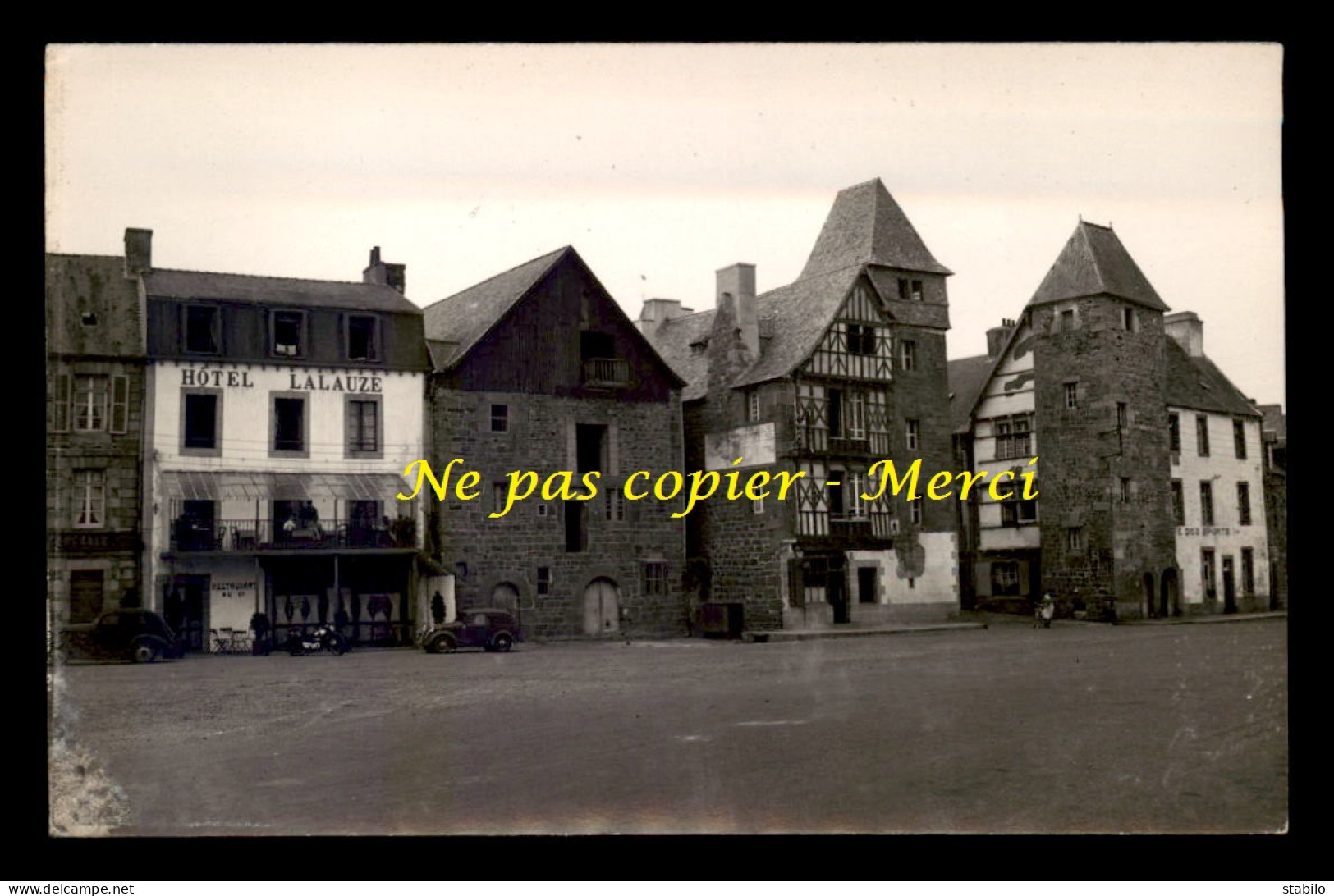 22 - TREGUIER - L'HOTEL LALAUZE SUR LE QUAI - CARTE PHOTO ORIGINALE - Tréguier