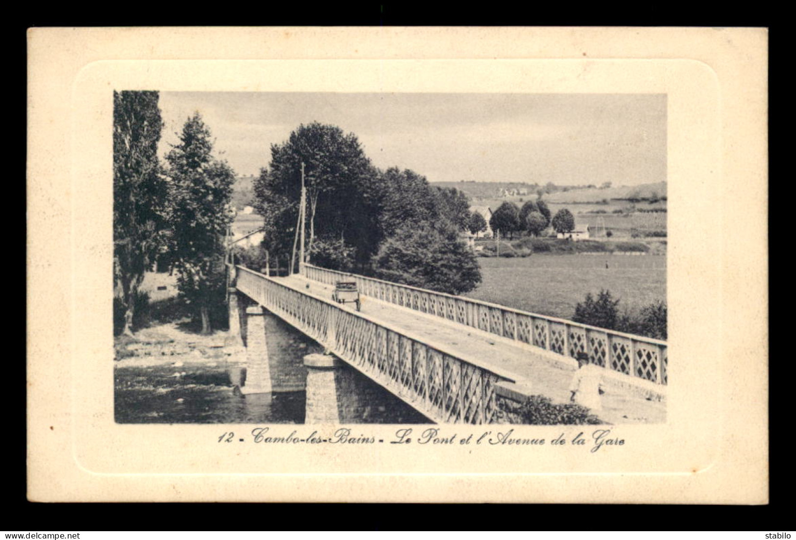 64 - CAMBO-LES-BAINS - LE PONT ET L'AVENUE DE LA GARE - Cambo-les-Bains