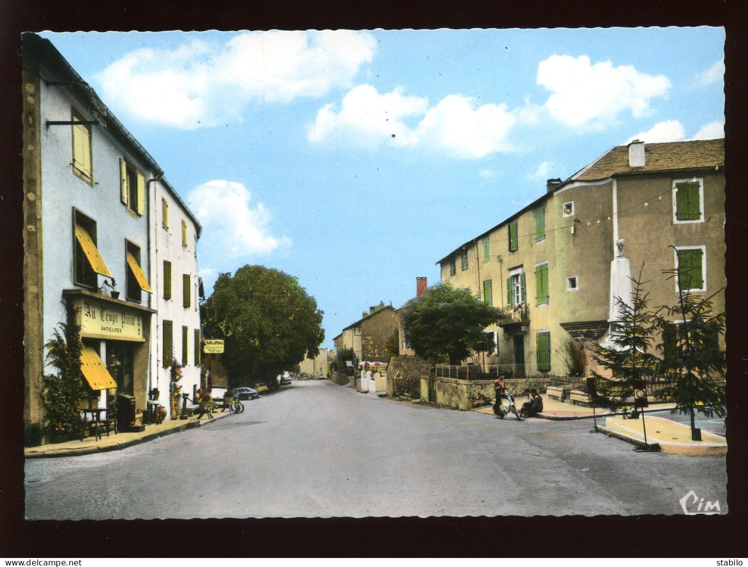 81 - ANGLES-LA-RAVIEGE - AVENUE DE CASTRES - Angles