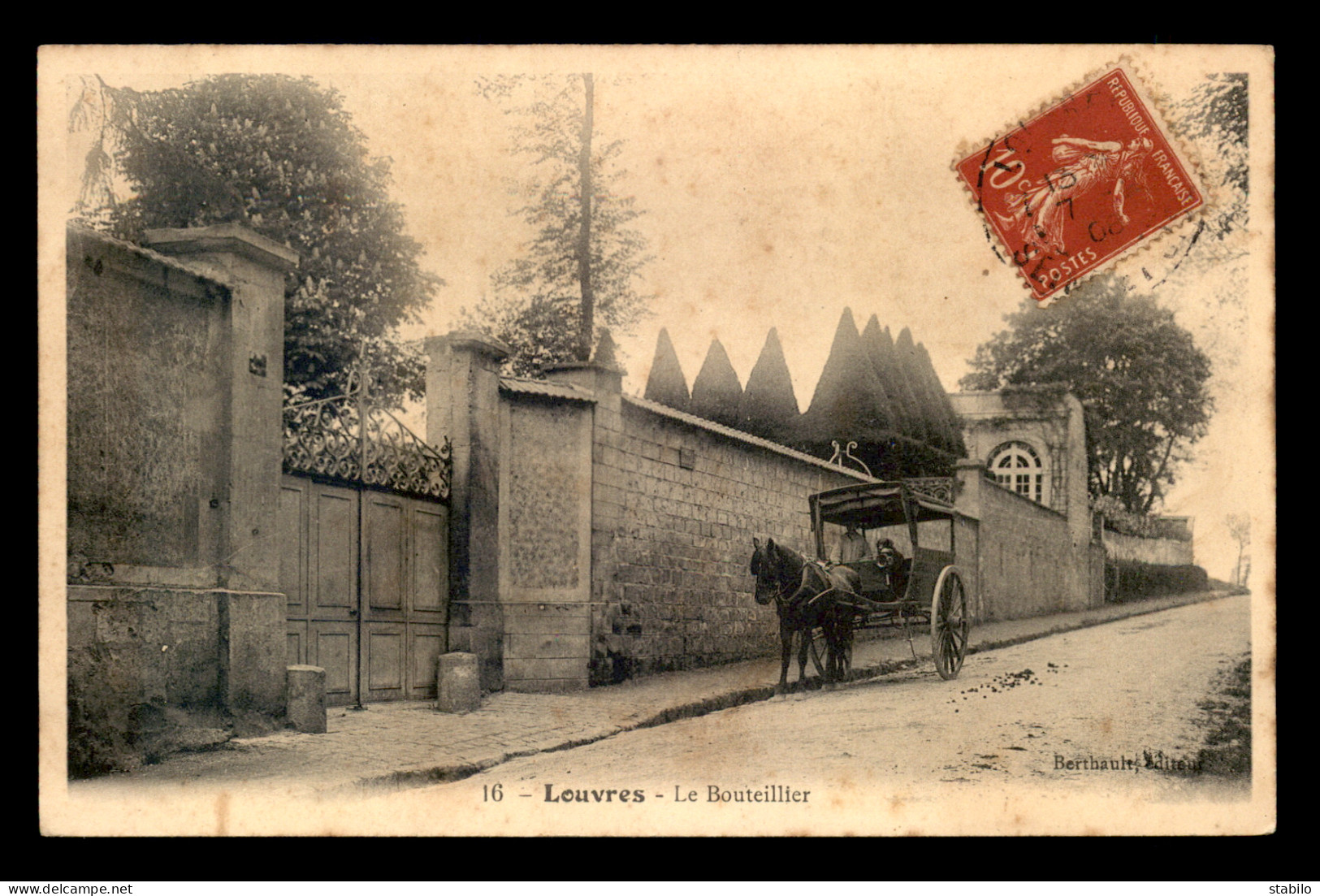 95 - LOUVRES - LE BOUTEILLIER - Louvres