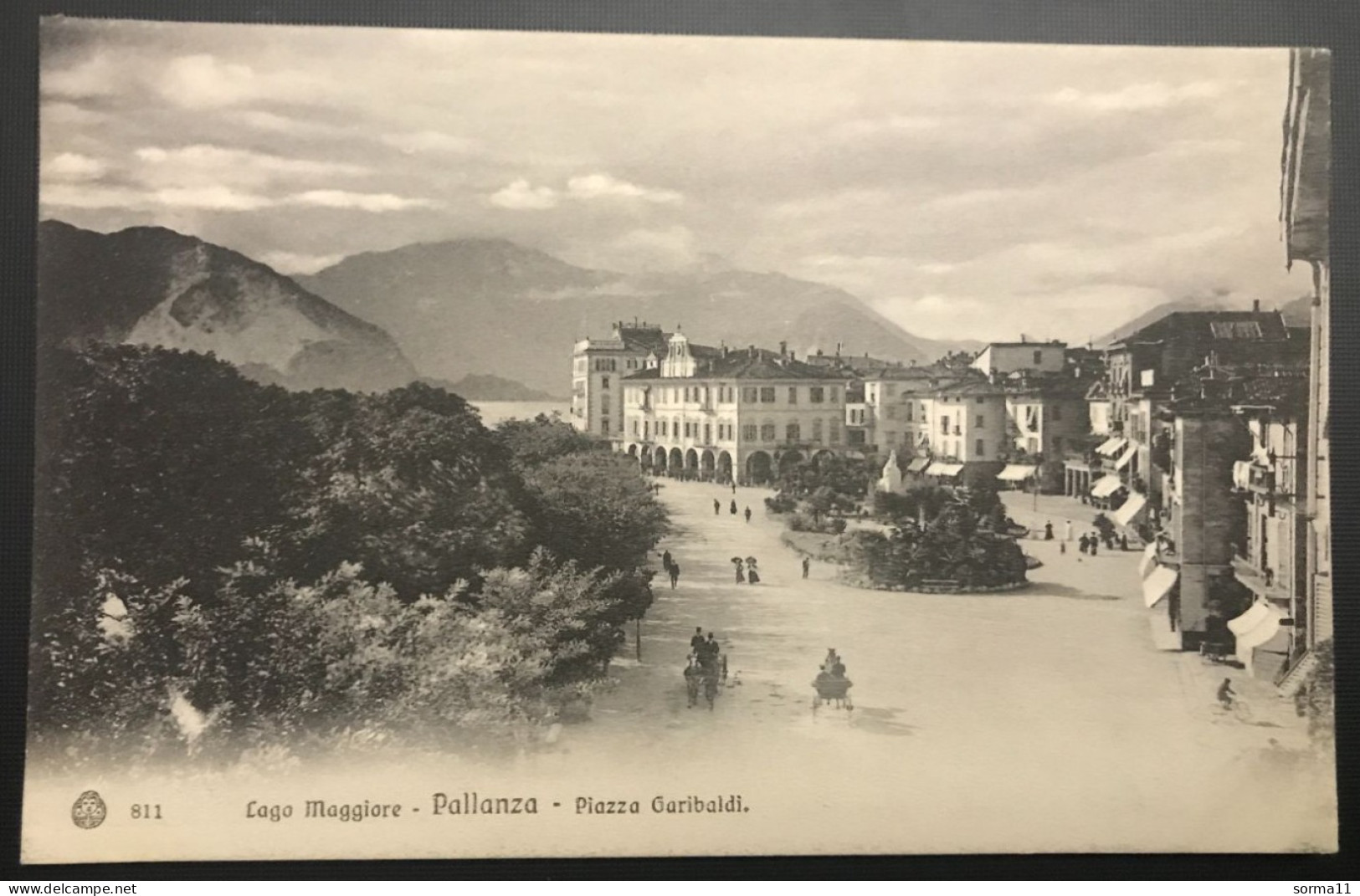 CPA PALLANZA  (Italie) Piazza Garibaldi, Lago Maggiore - Verbania