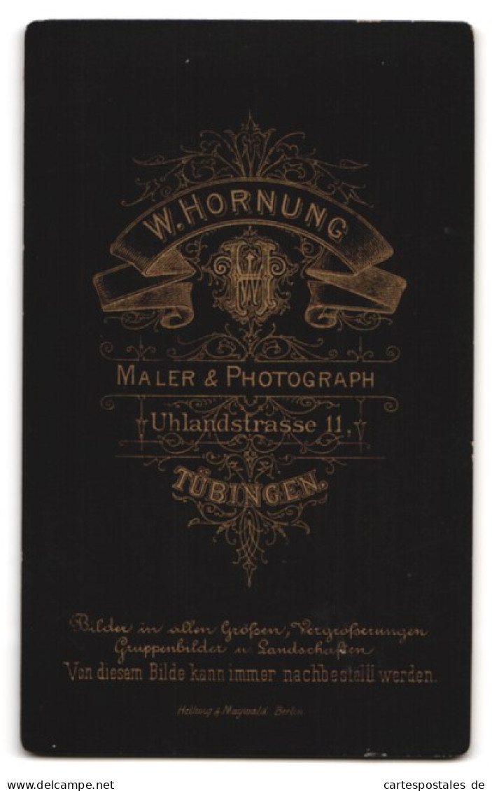 Fotografie W. Hornung, Tübingen, Uhlandstr. 11, Portrait Junge Frau Im Karierten Kleid Mit Locken  - Personnes Anonymes