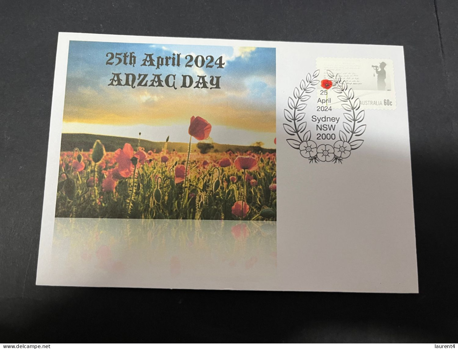 24-4-2024 (2 Z 52) Australia ANZAC 2024 - Special Cover Postmarked 25 April 2024 (Poppies Field) - Militares