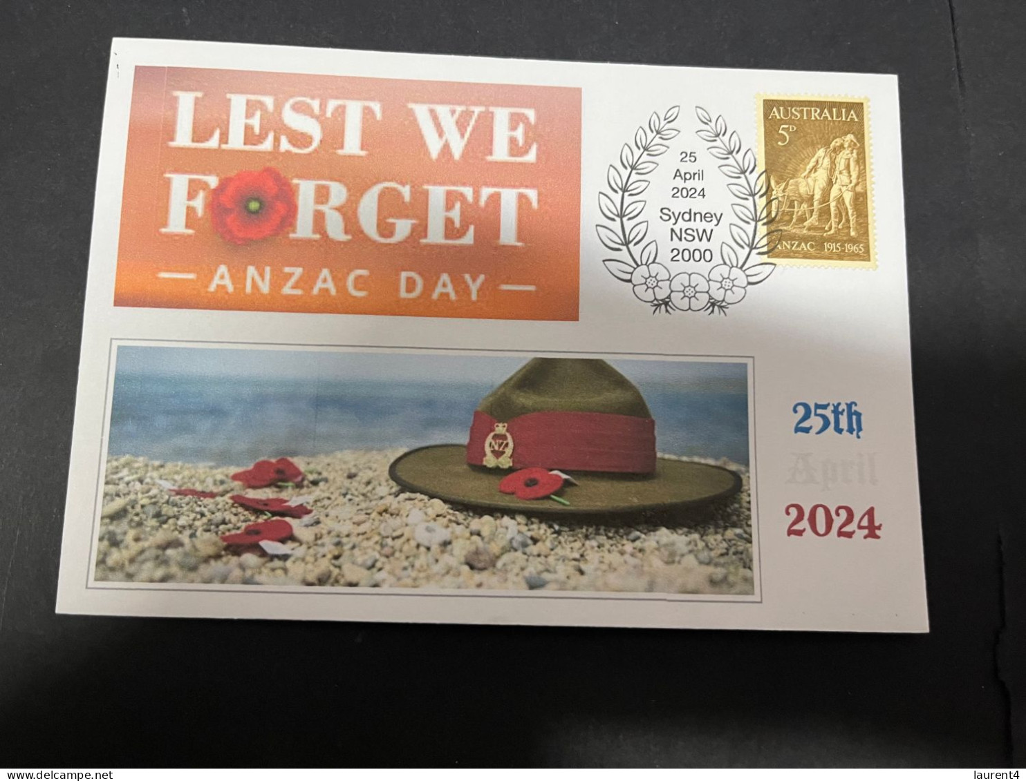 24-4-2024 (2 Z 52) Australia ANZAC 2024 - Special Cover Postmarked 25 April 2024 (Let's We Forget NZ Hat) - Militaria