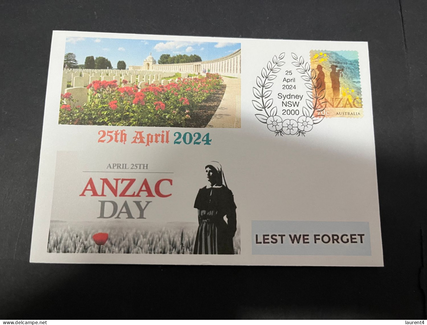 24-4-2024 (2 Z 52) Australia ANZAC 2024 - Special Cover Postmarked 25 April 2024 (Red Poppies & Nurse) - Militaria