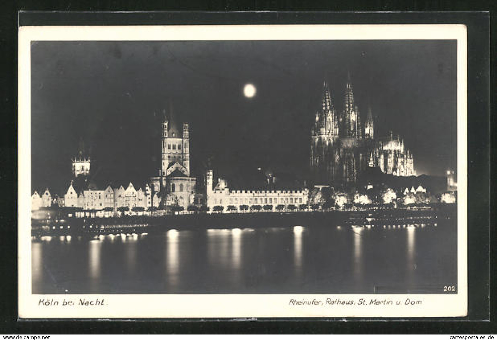 AK Köln, Rheinufer, Rathaus, St. Martin Und Dom Bei Nacht  - Koeln