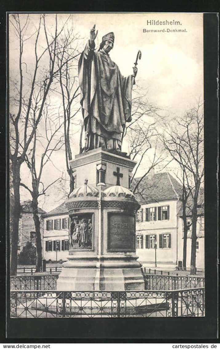 AK Hildesheim, Bernward-Denkmal  - Hildesheim