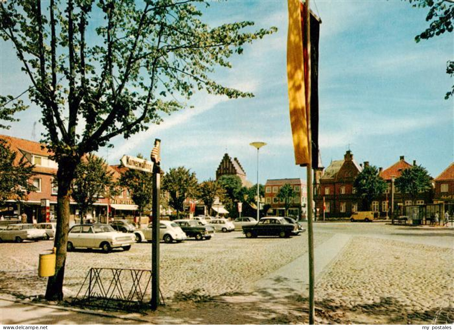 73933222 Heiligenhafen_Ostseebad Marktplatz - Heiligenhafen