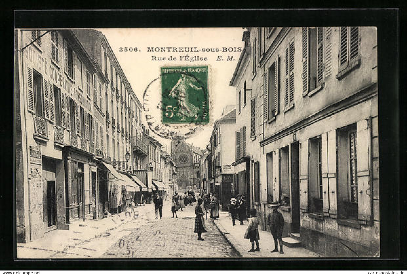 CPA Montreuil-sous-Bois, Rue De L`Église  - Montreuil