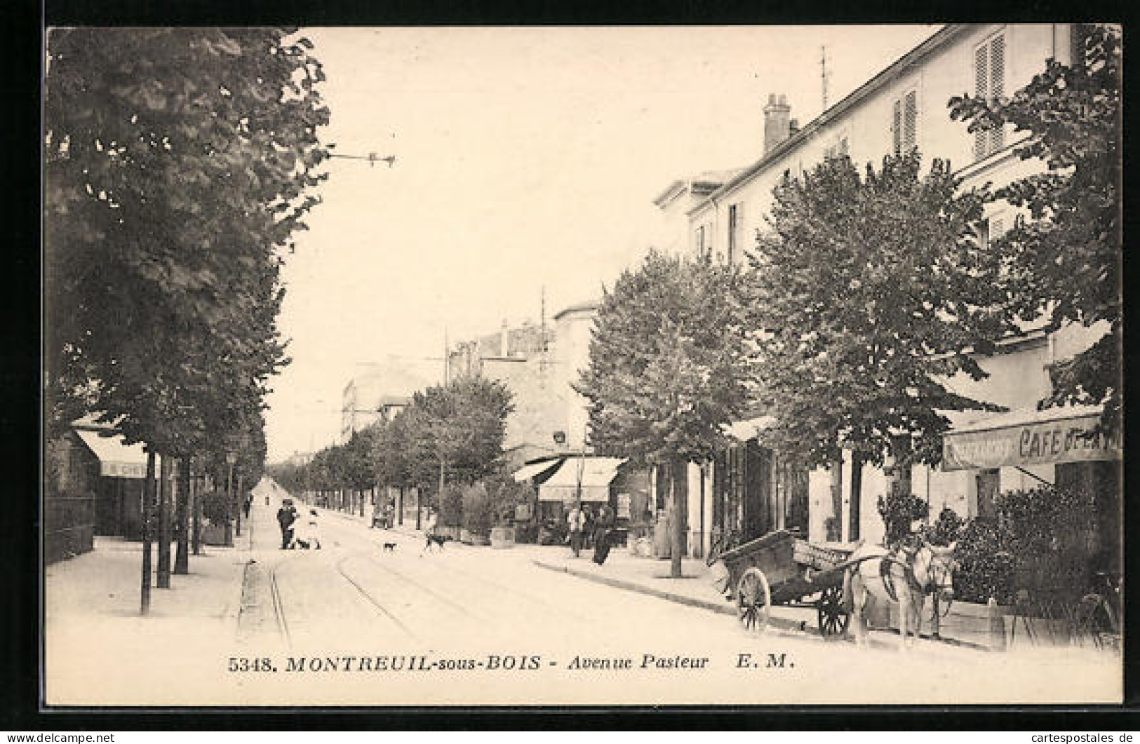 CPA Montreuil-sous-Bois, Avenue Pasteur  - Montreuil