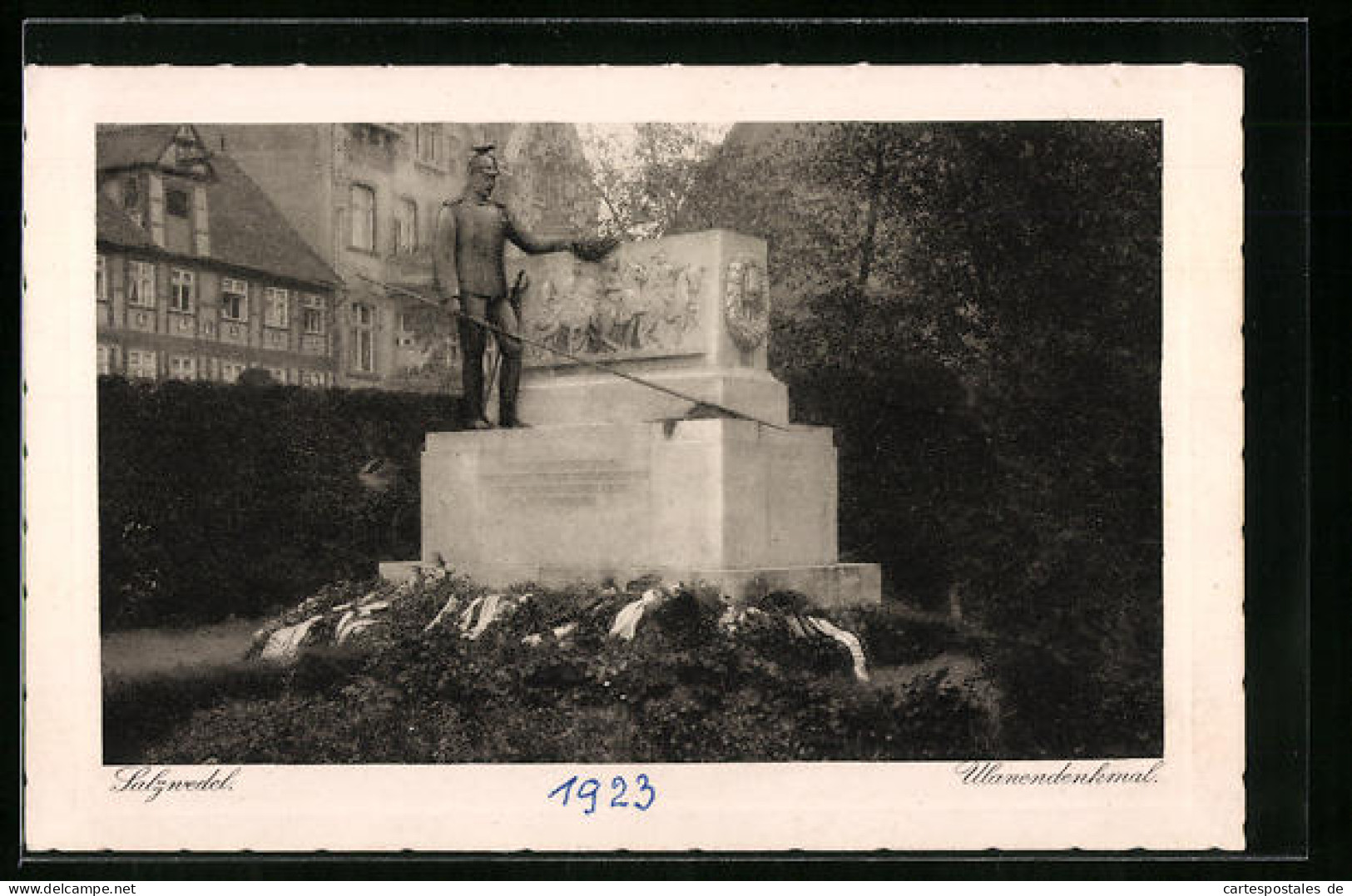 AK Salzwedel, Ulanendenkmal  - Salzwedel