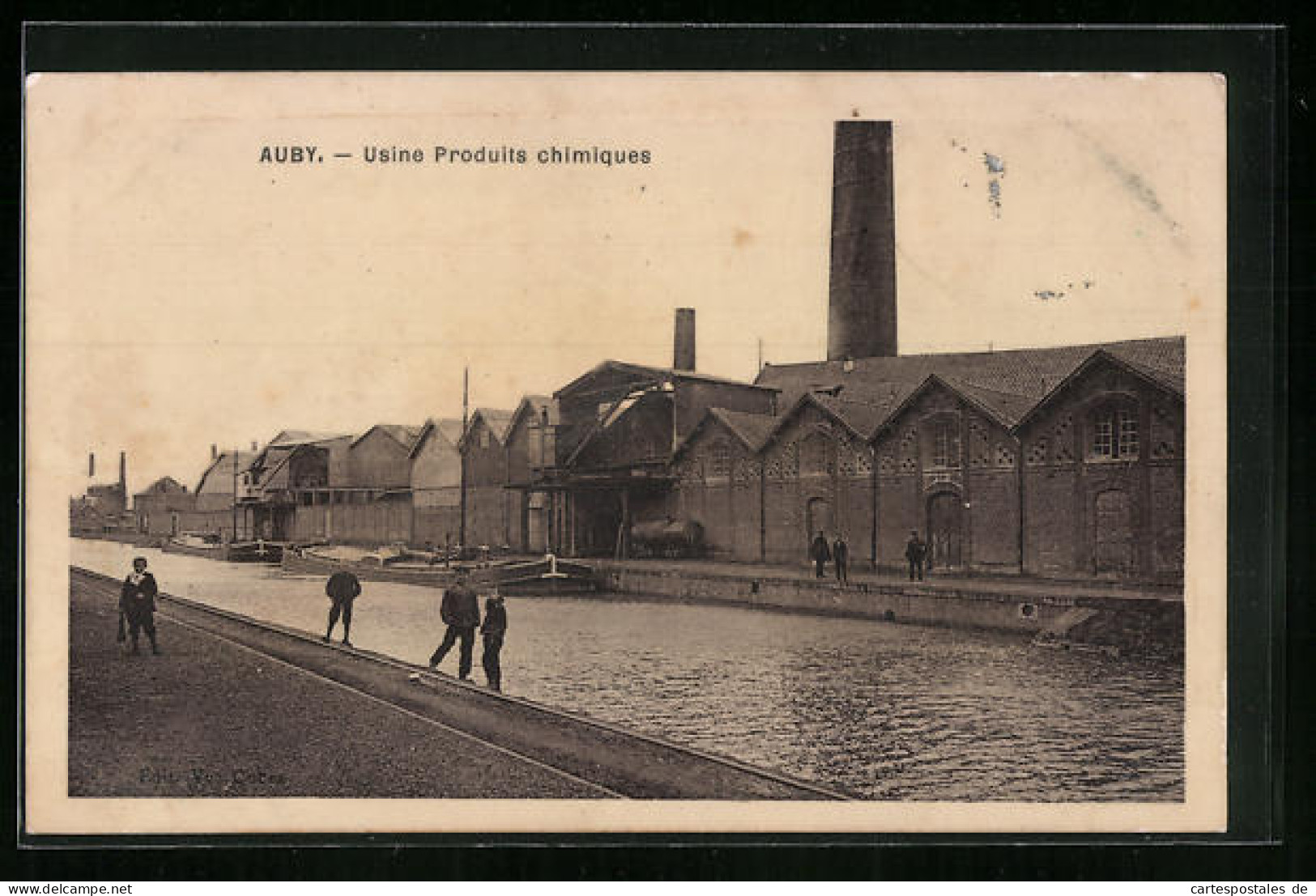 CPA Auby, Usine Produits Chimiques  - Auby