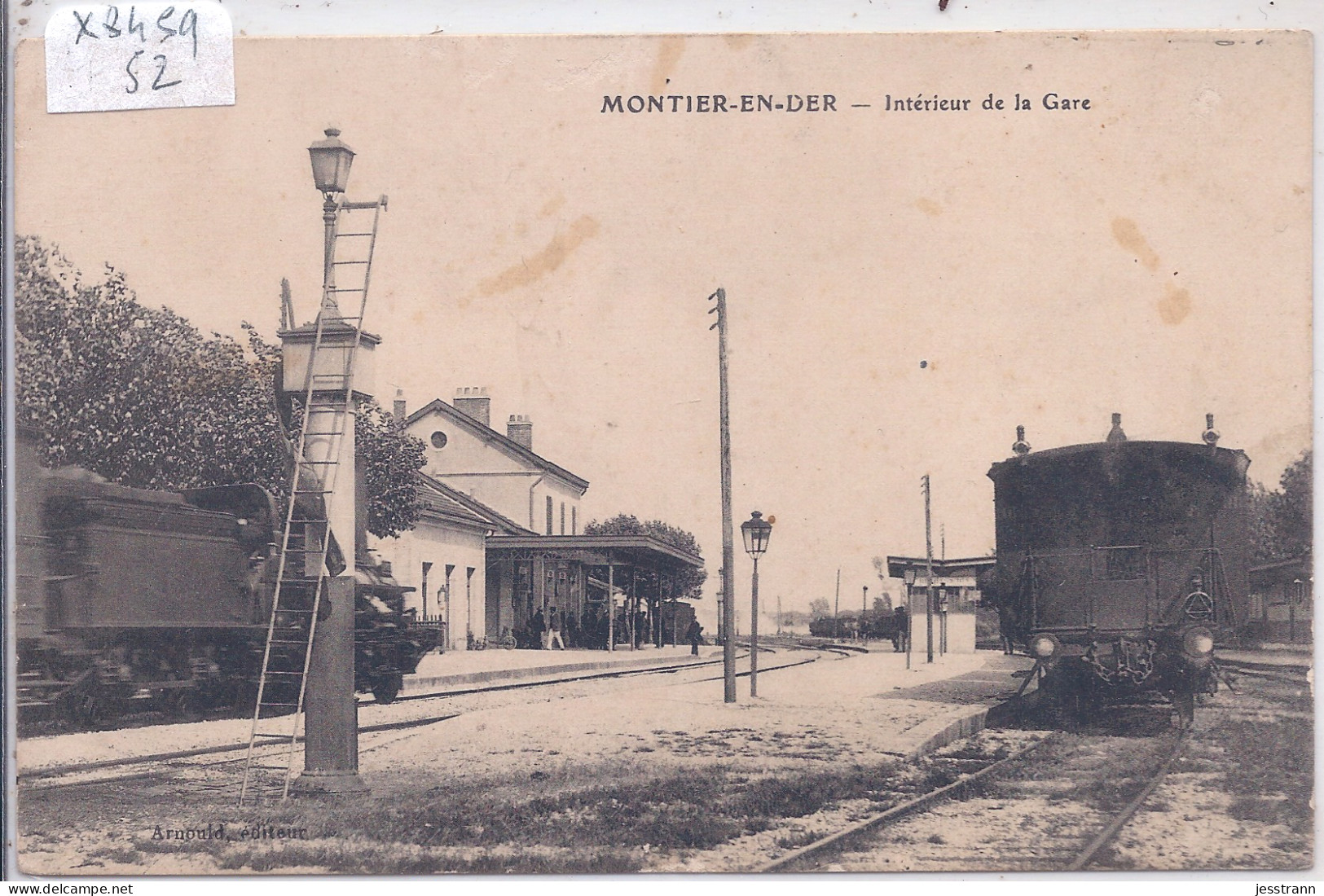 MONTIER-EN-DER- INTERIEUR DE LA GARE- LES TRAINS - Montier-en-Der