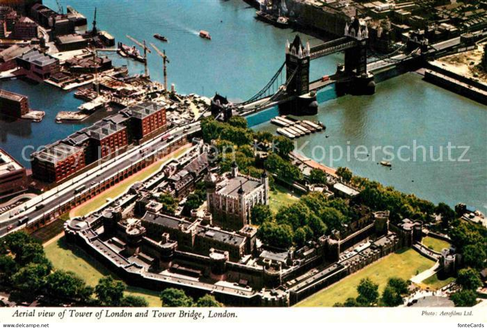 72766934 London Fliegeraufnahme Tower Tower-Bridge  - Autres & Non Classés