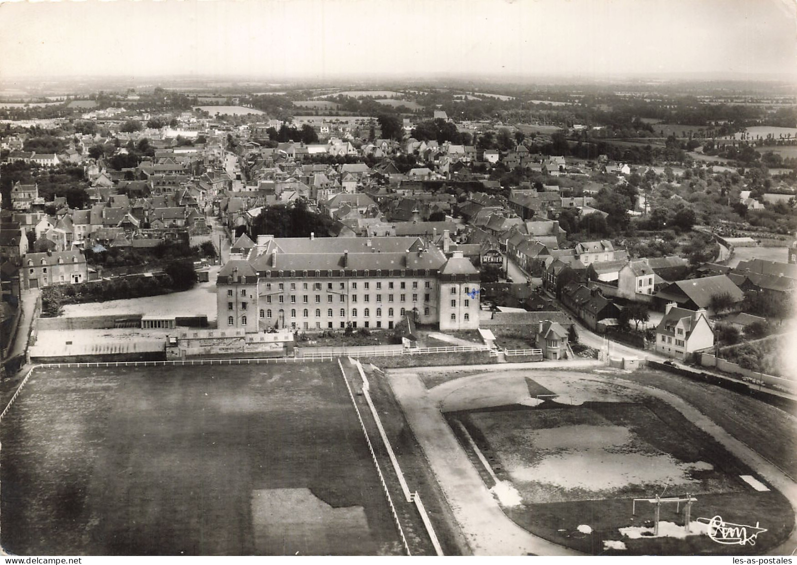 29 CARHAIX LES ECOLES - Carhaix-Plouguer