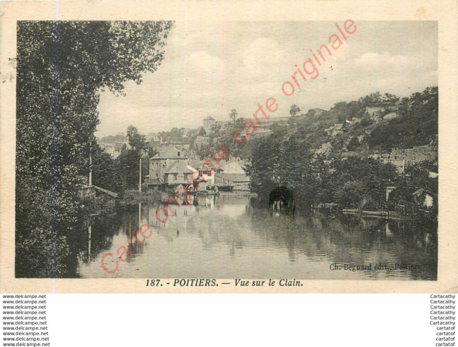 86.  POITIERS .  Vue Sur Le Clain . - Poitiers