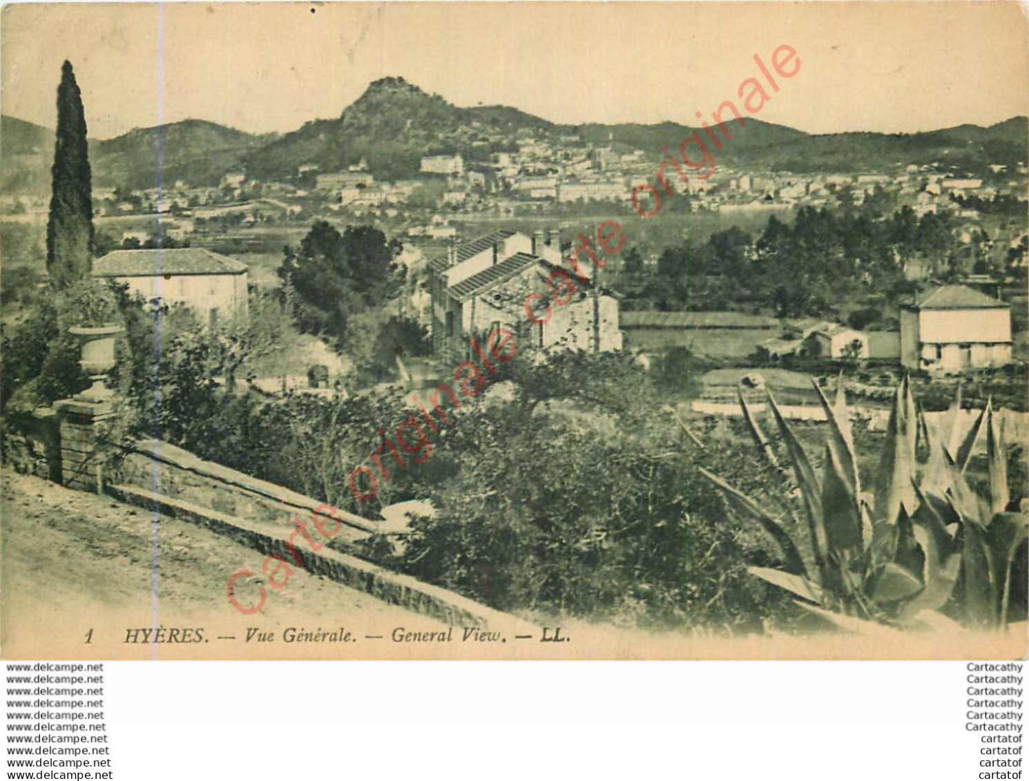 83.  HYERES .  Vue Générale . - Hyeres