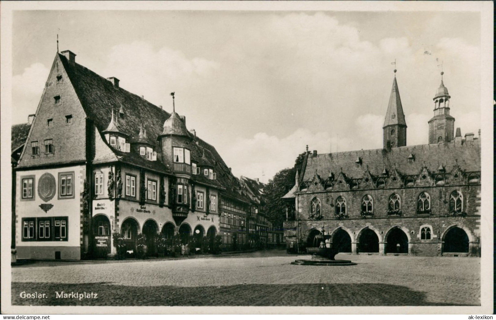 Ansichtskarte Goslar Marktplatz, Strassen Partie Mit Hotel 1930 - Goslar