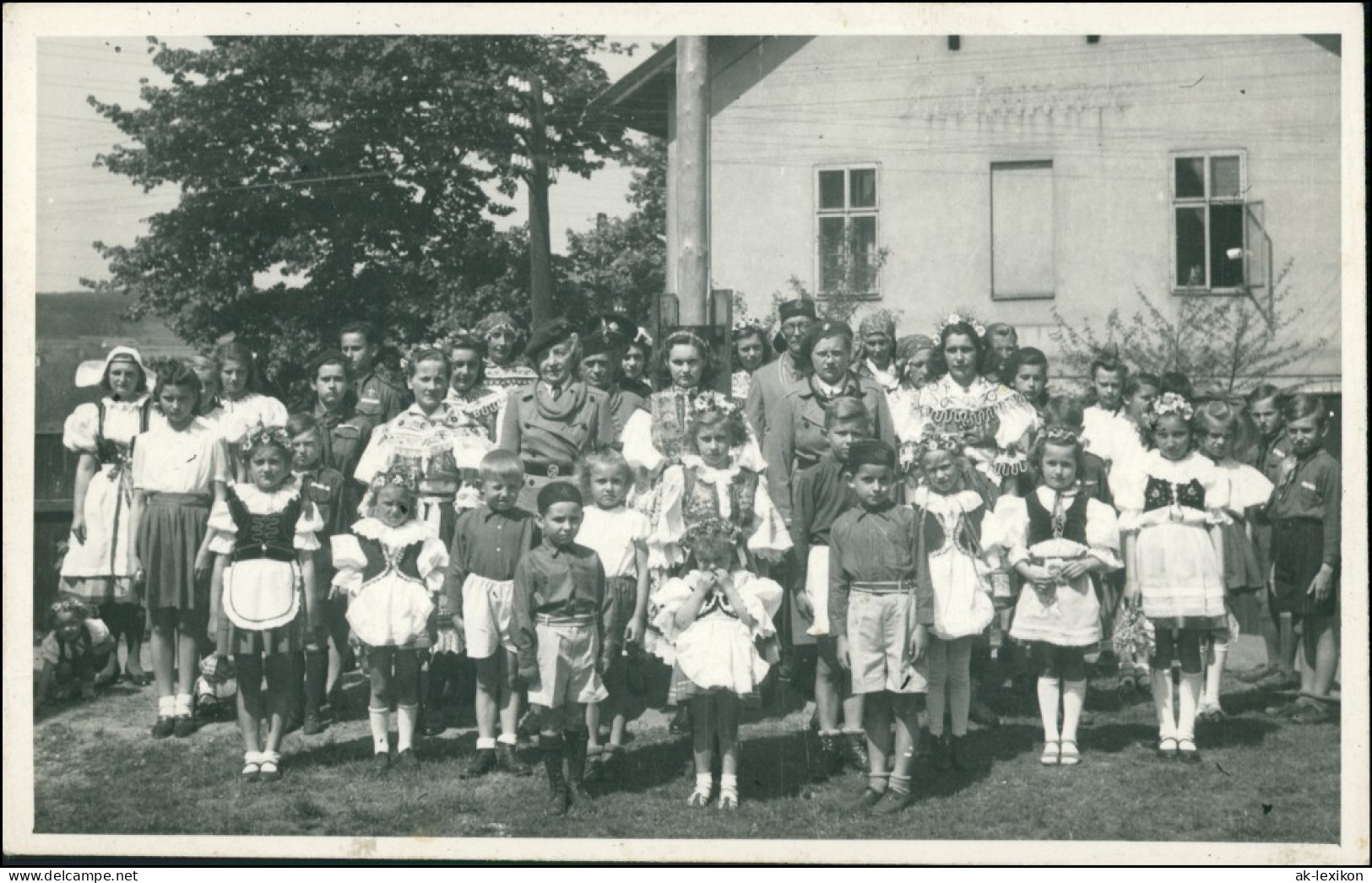 .Tschechien Kinder Und Frauen In Tracht Tschechien Ceska 1938 Privatfoto - Tchéquie