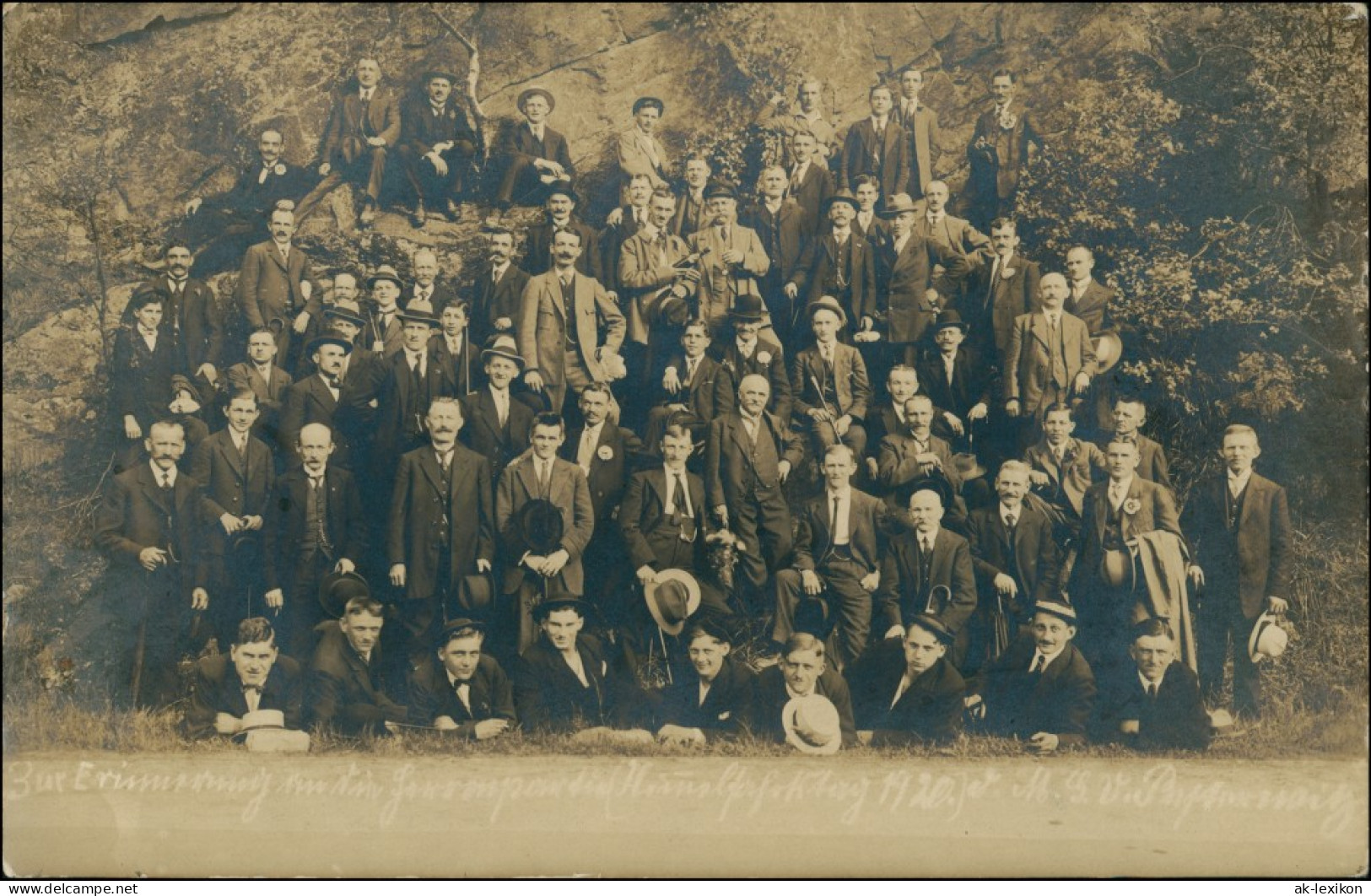 Ansichtskarte  Ausflug Männergruppe 1907 - Personajes