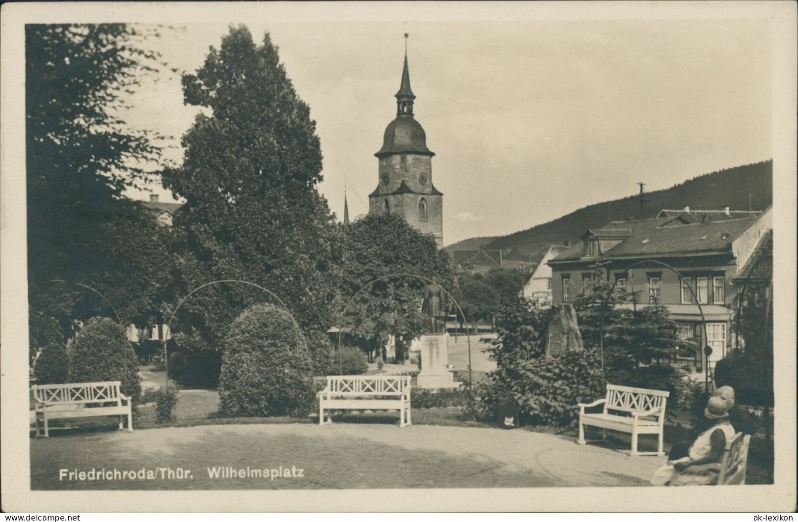 Ansichtskarte Friedrichroda Wilhelmsplatz 1932 - Friedrichroda