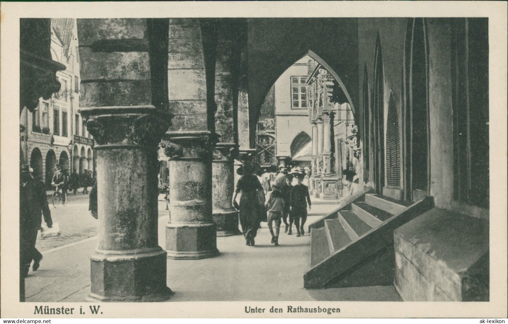 Münster (Westfalen) Rathausbogen, Durchgang, Strassen Partie Personen 1930 - Muenster