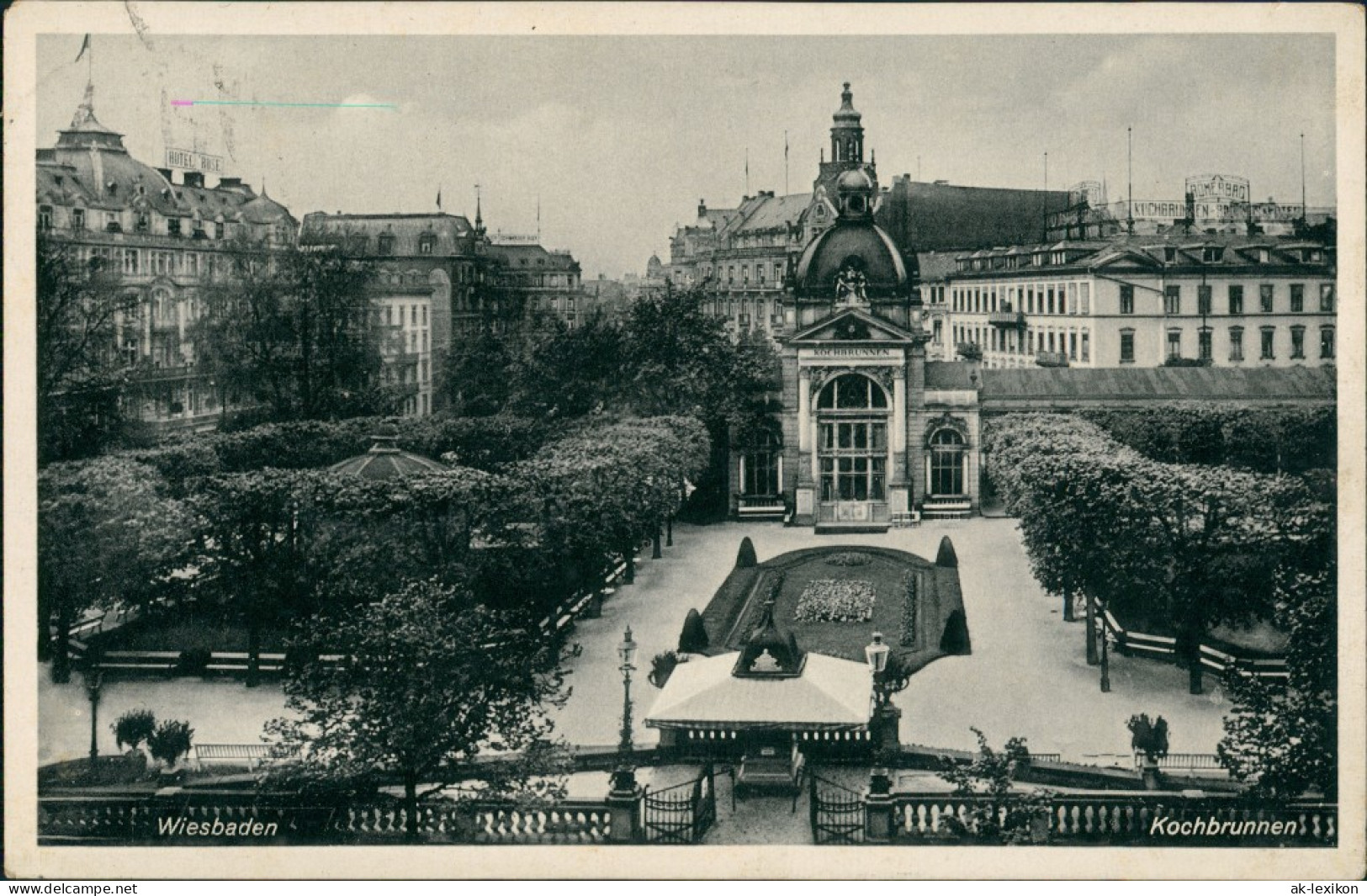 Ansichtskarte Wiesbaden Kochbrunnen, Umliegende Strassen & Gebäude 1938 - Wiesbaden