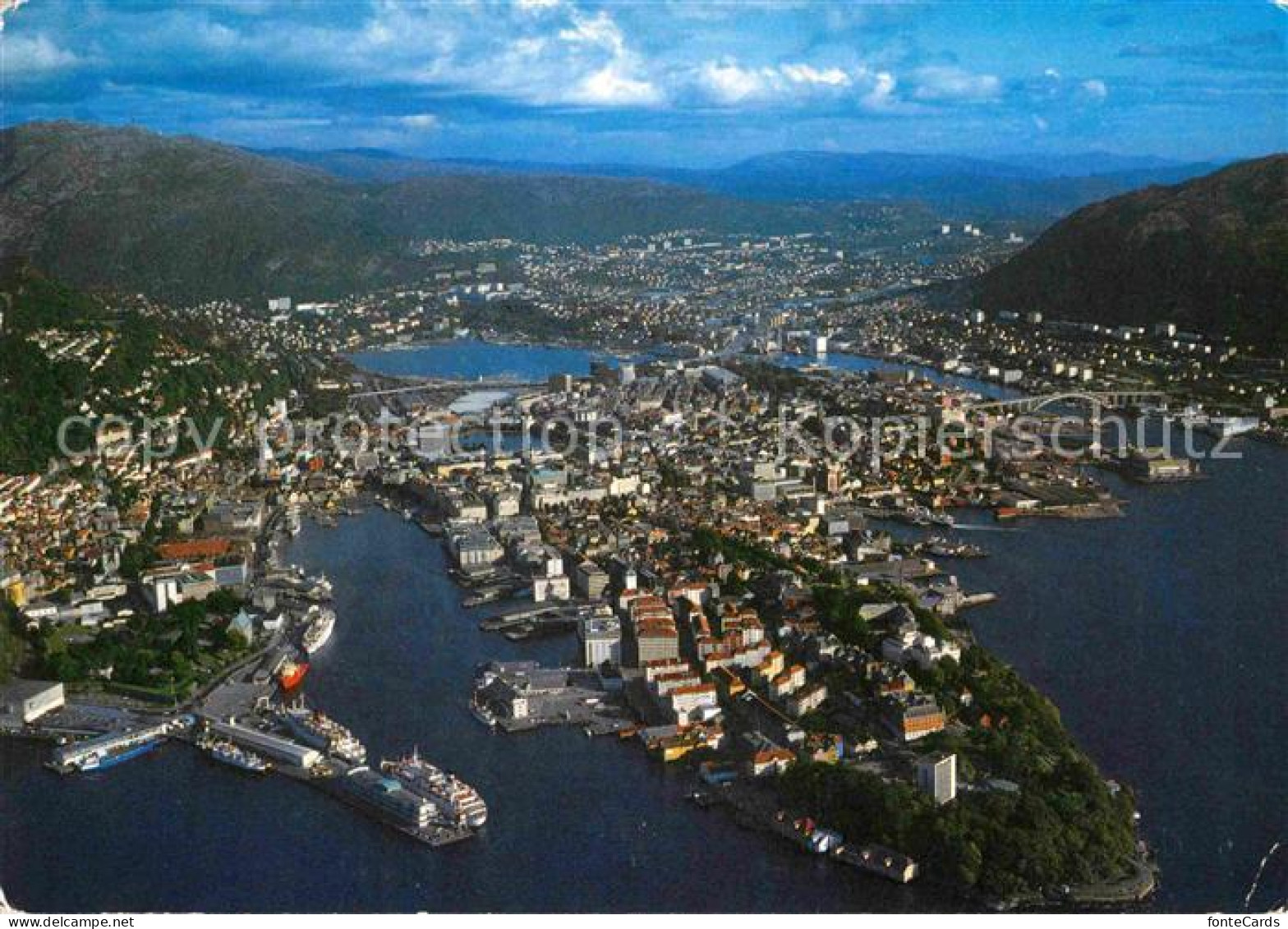 72700622 Bergen Norwegen Fliegeraufnahme Bergen - Norvège