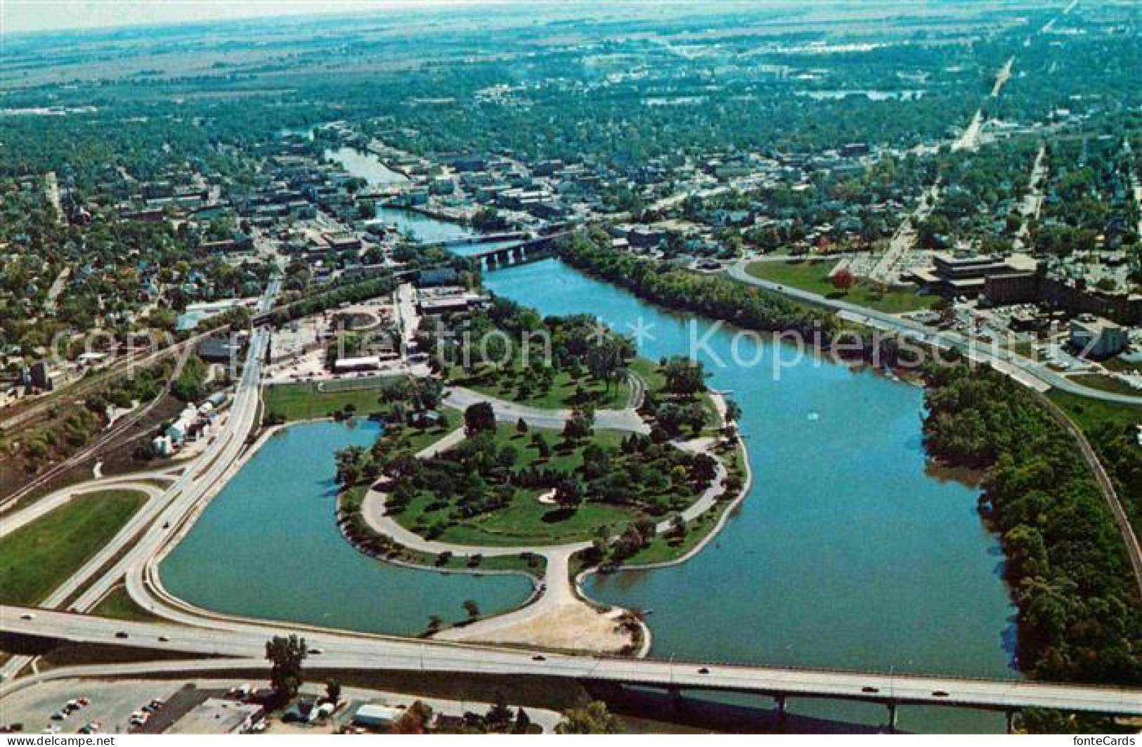 72646530 Janesville_Wisconsin Memorial Bridge Veterans Memorial Traxler Park Aer - Other & Unclassified